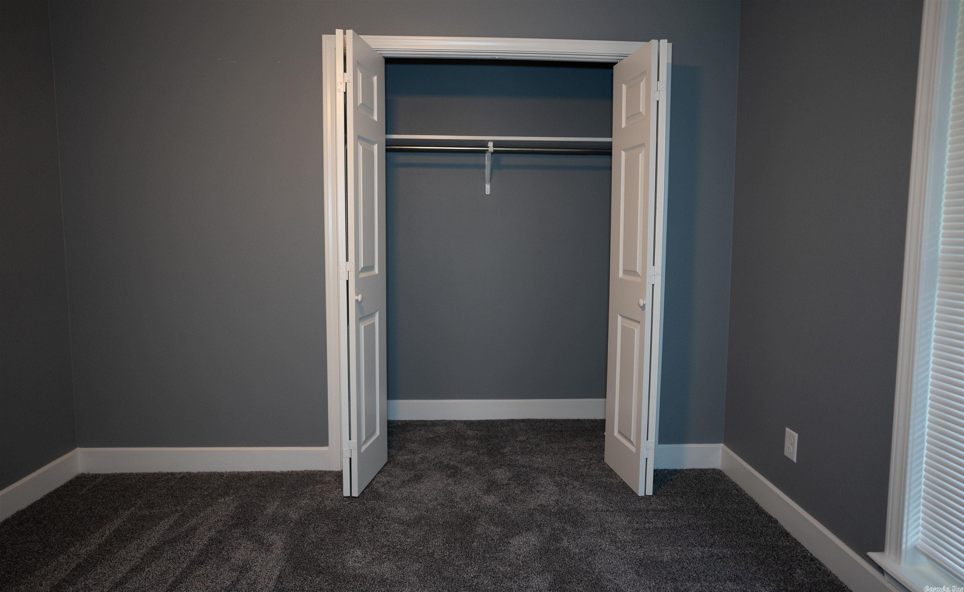 Meadowbrook B - Residential