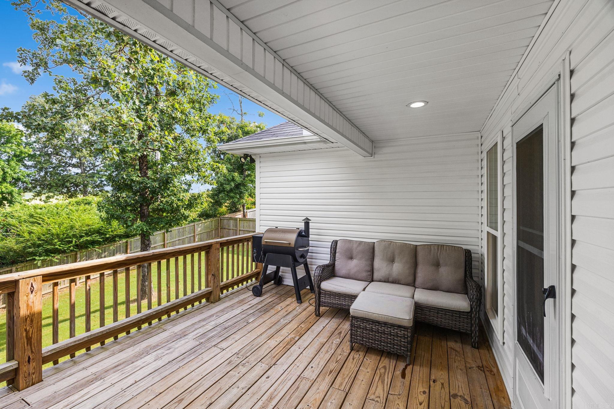 NORTHBROOK SUB - NORTH LITTLE RO - Residential