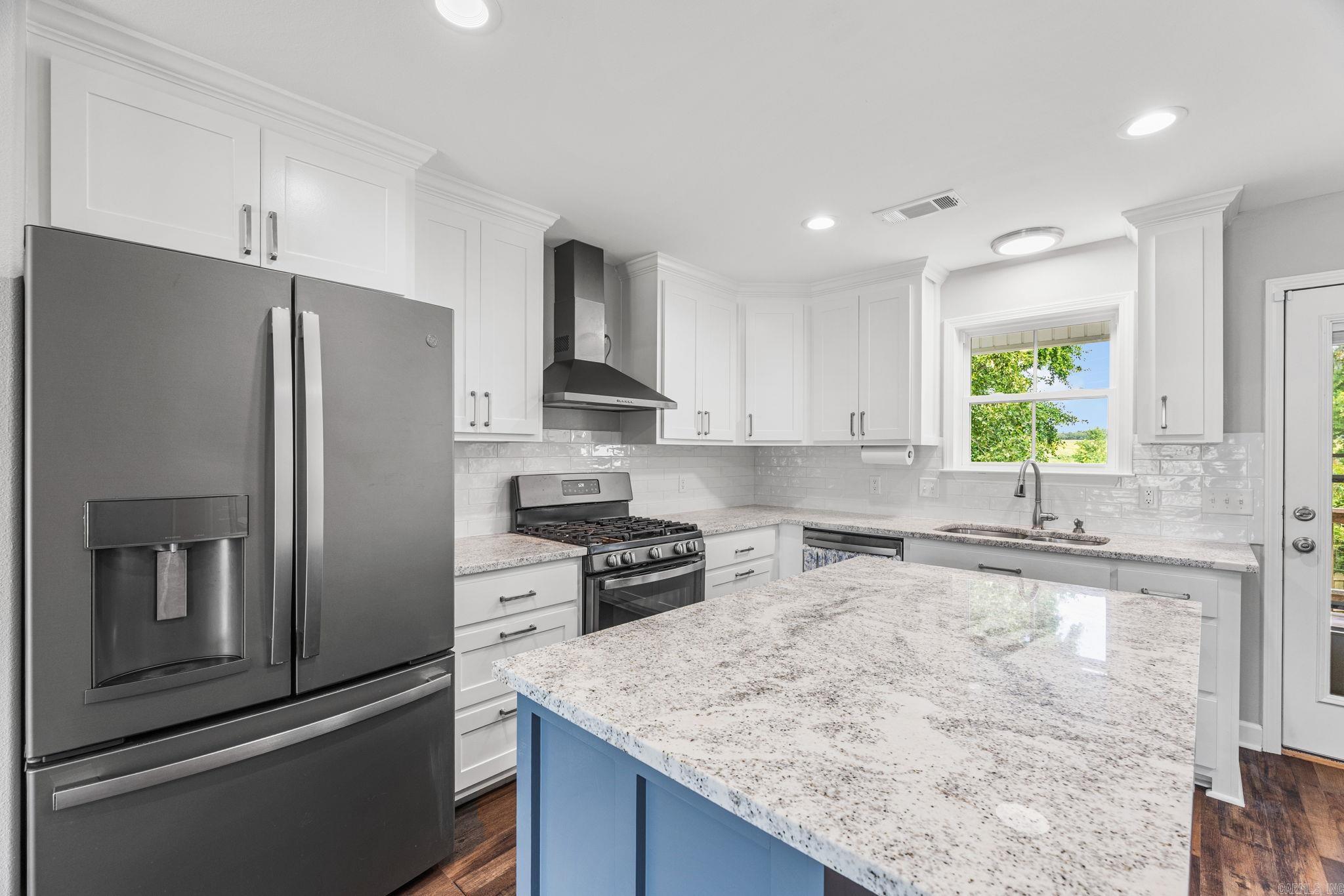 NORTHBROOK SUB - NORTH LITTLE RO - Residential