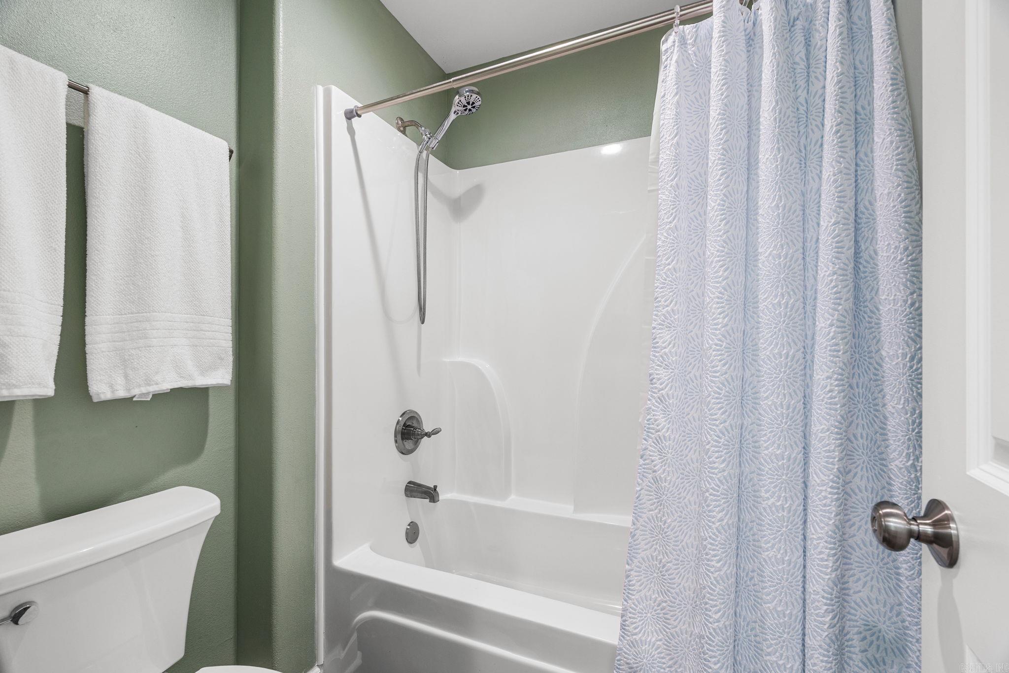 NORTHBROOK SUB - NORTH LITTLE RO - Residential