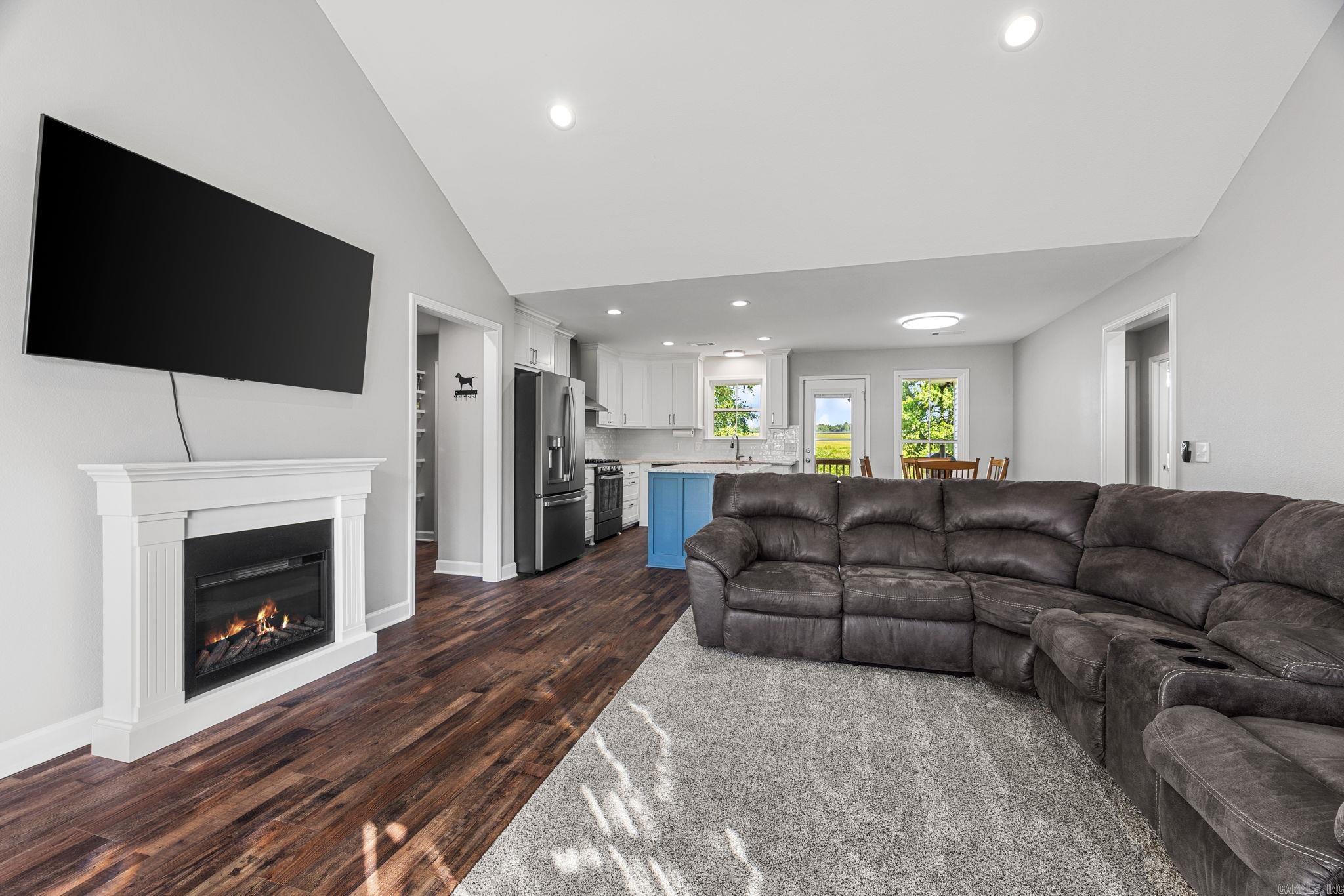 NORTHBROOK SUB - NORTH LITTLE RO - Residential
