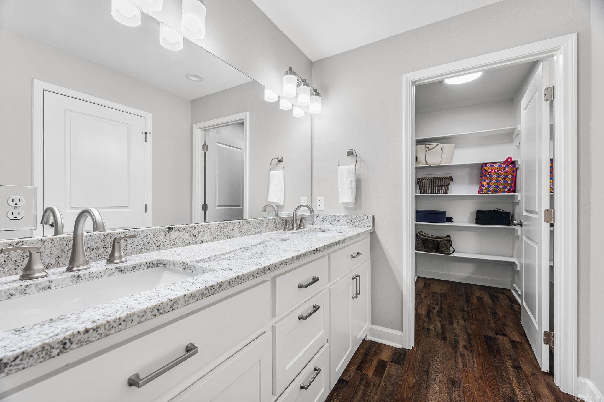 NORTHBROOK SUB - NORTH LITTLE RO - Residential