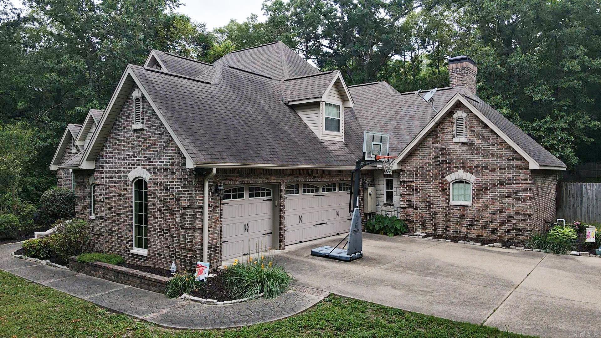 MAGNOLIA ESTATES ADDN - Residential
