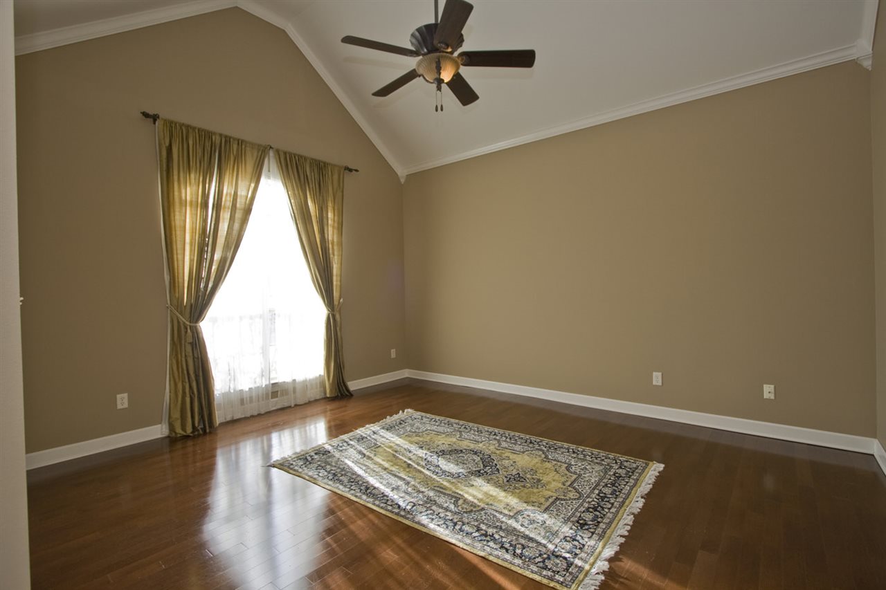 MILLERS CROSSING - Residential