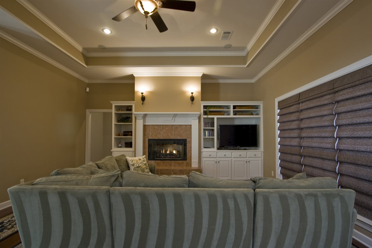 MILLERS CROSSING - Residential