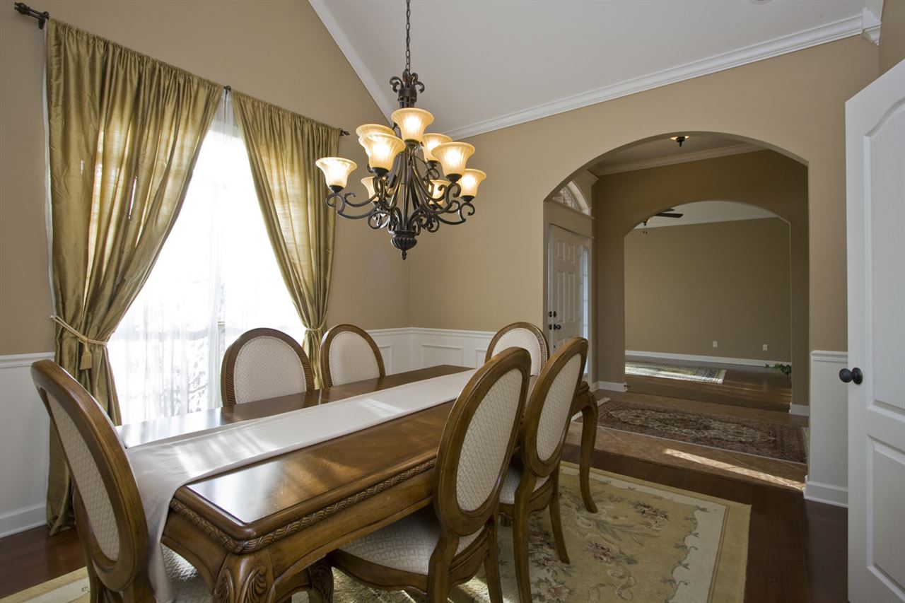 MILLERS CROSSING - Residential
