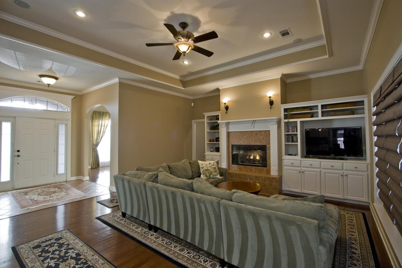 MILLERS CROSSING - Residential
