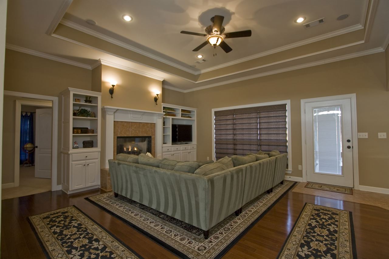 MILLERS CROSSING - Residential