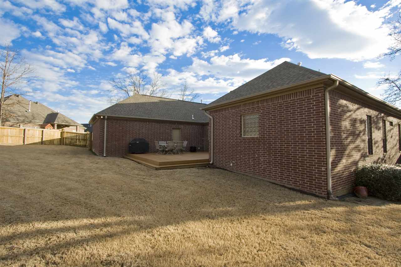 MILLERS CROSSING - Residential