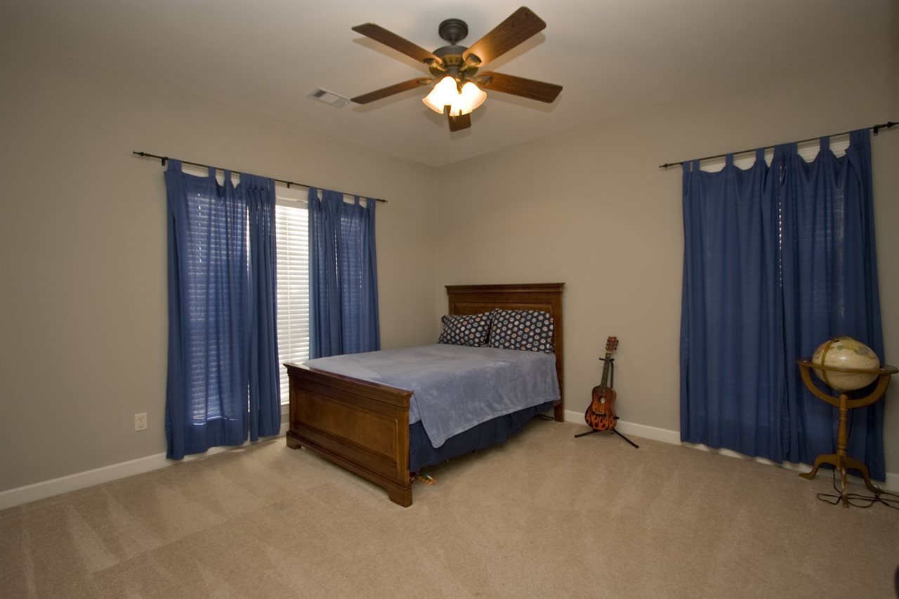 MILLERS CROSSING - Residential