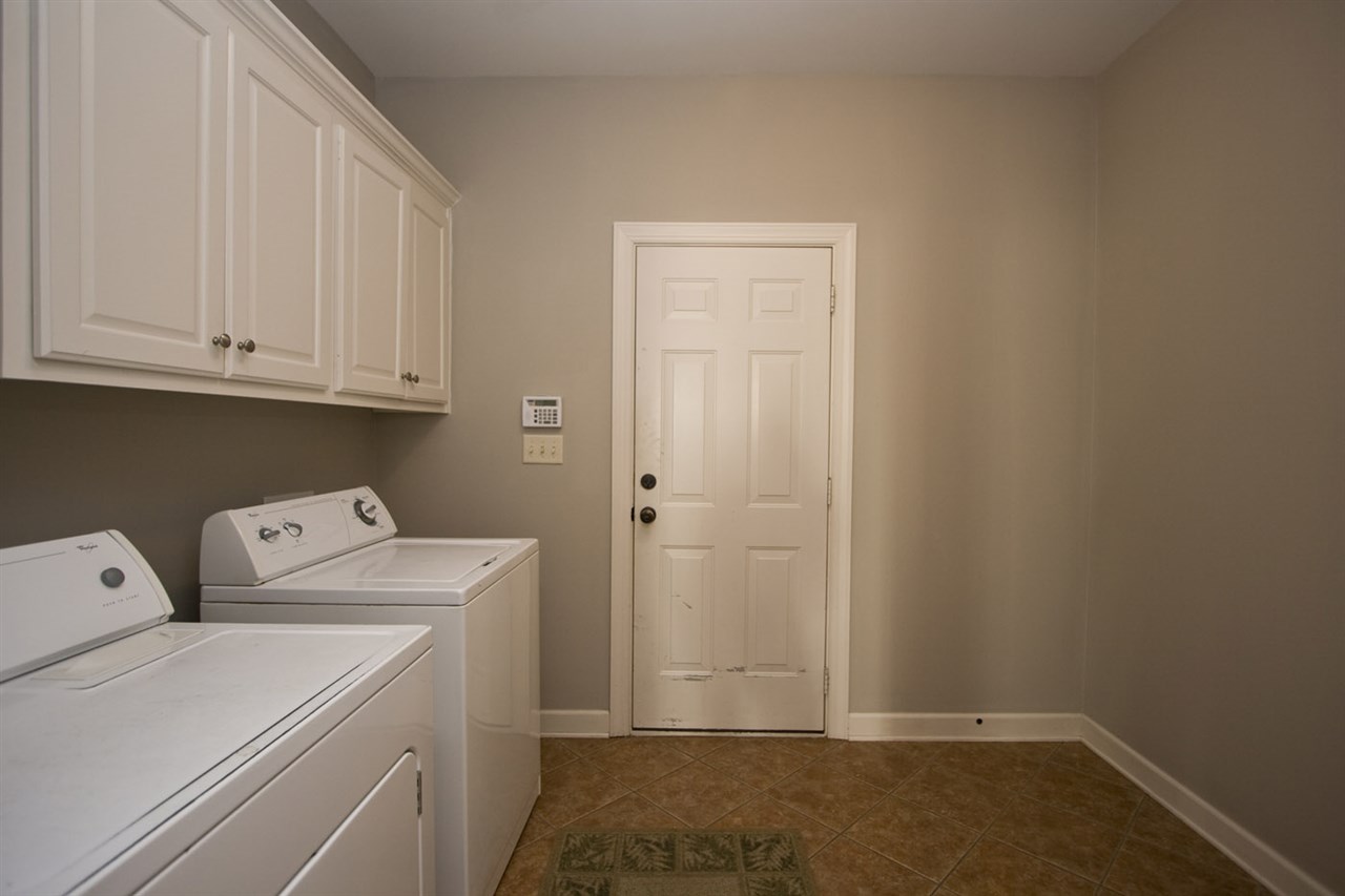 MILLERS CROSSING - Residential