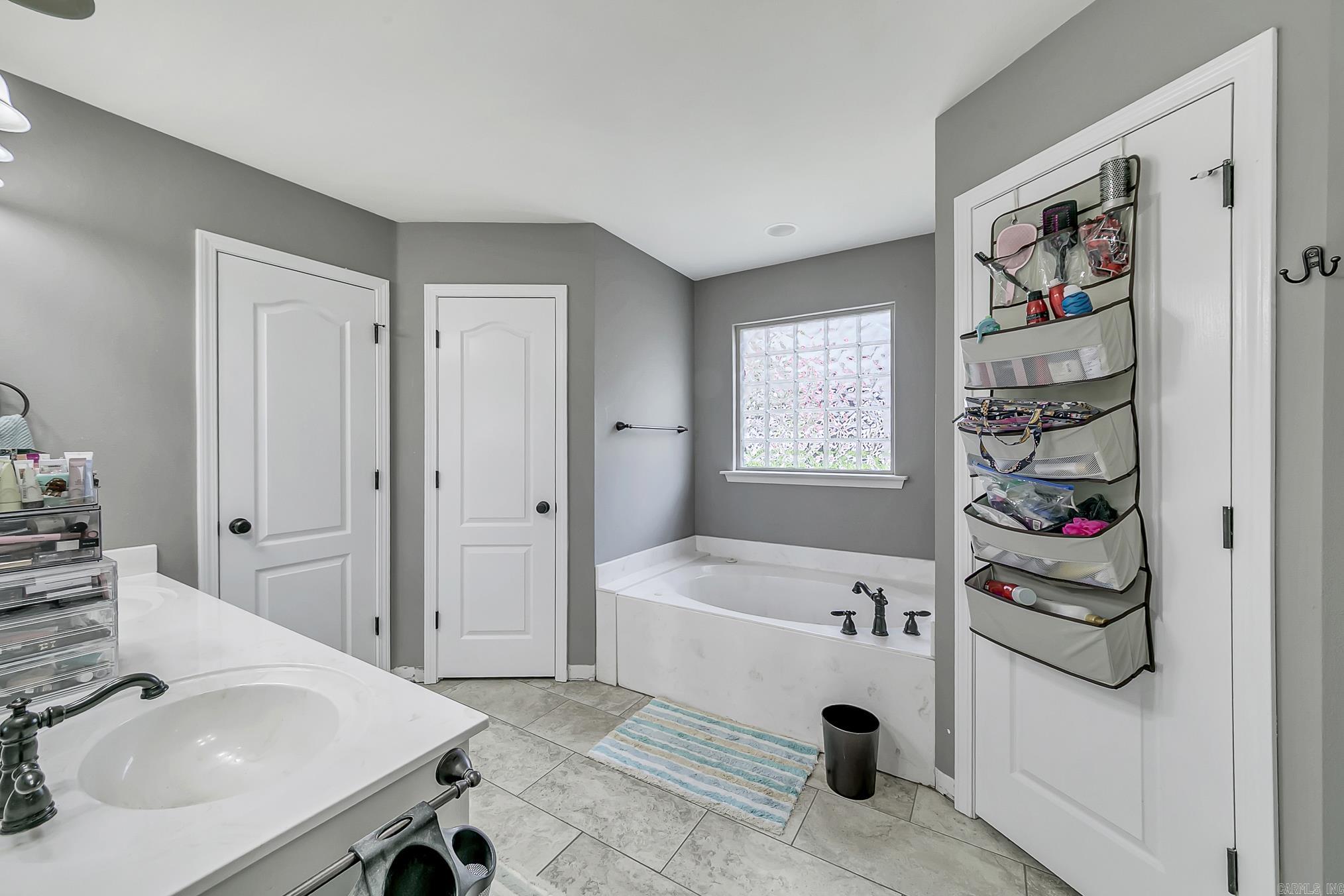 West Oaks Phase II - Residential