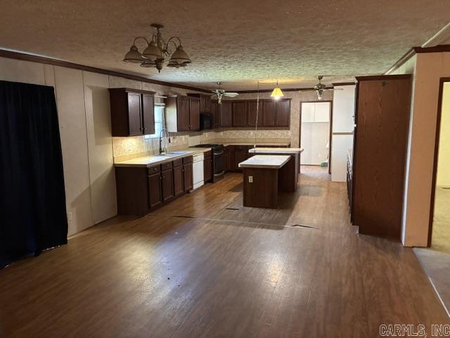 CEDAR VALLEY S/D - Residential