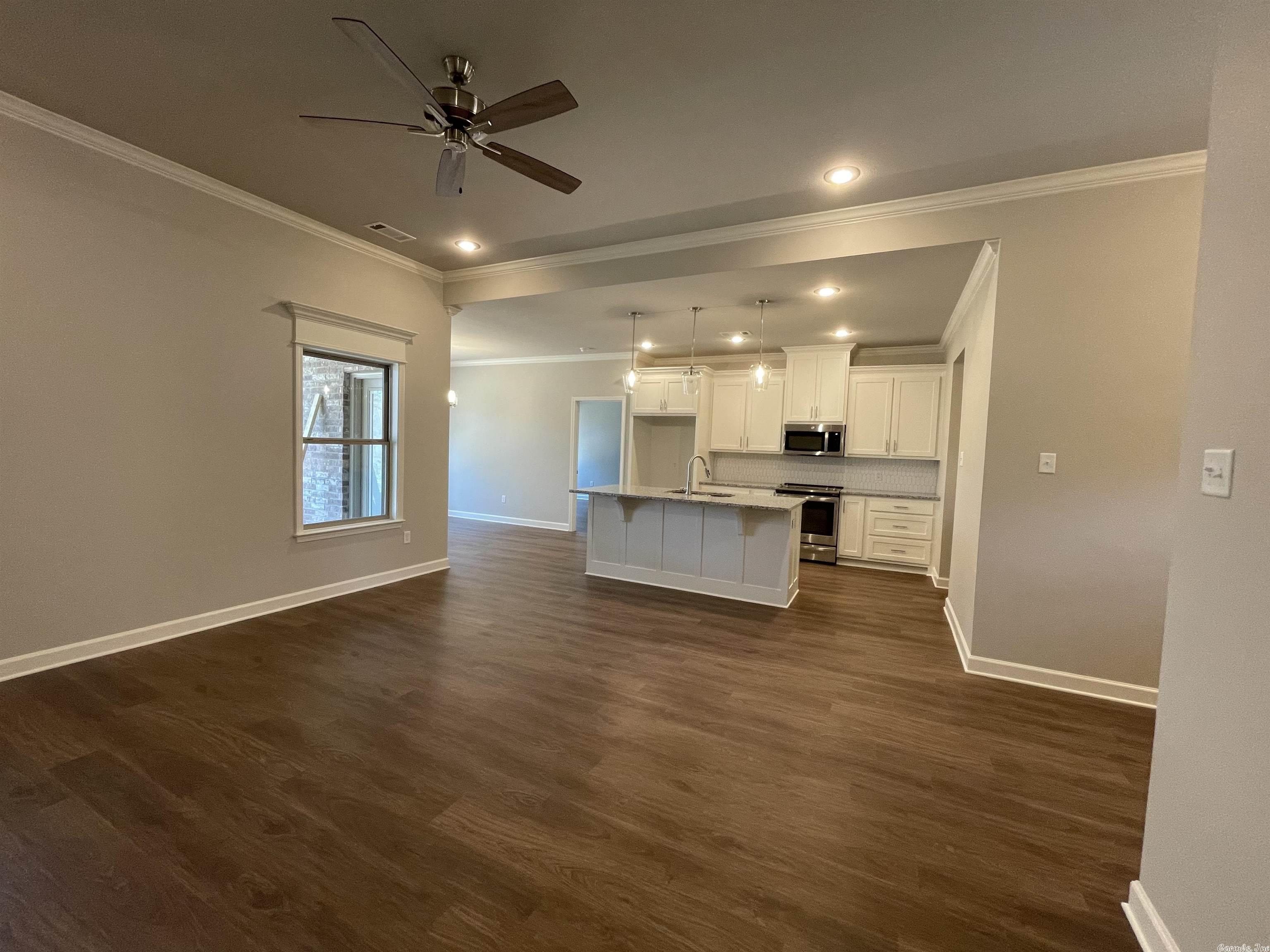 THE PINES AT PARKWAY TRAILS - Residential