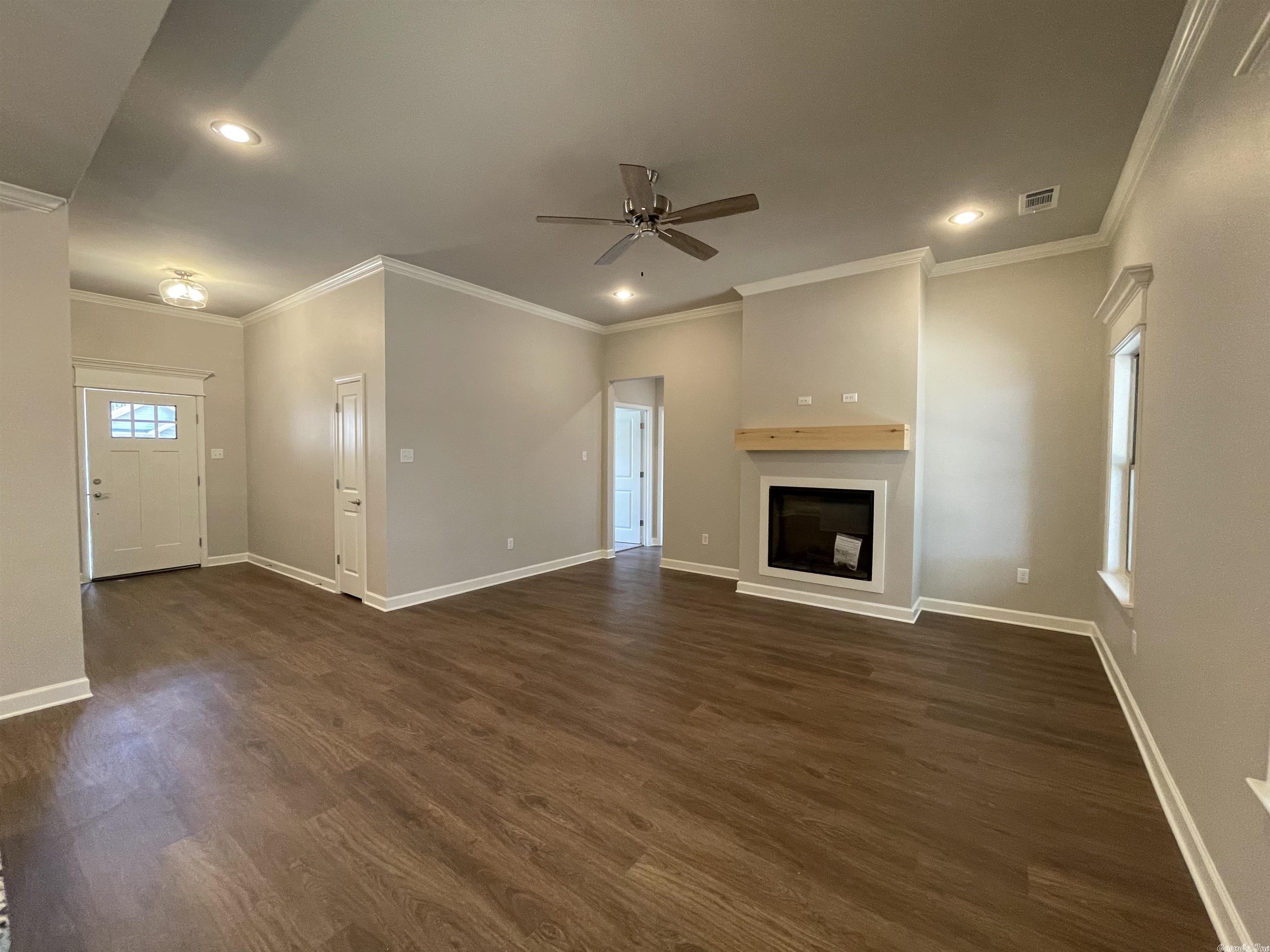 THE PINES AT PARKWAY TRAILS - Residential