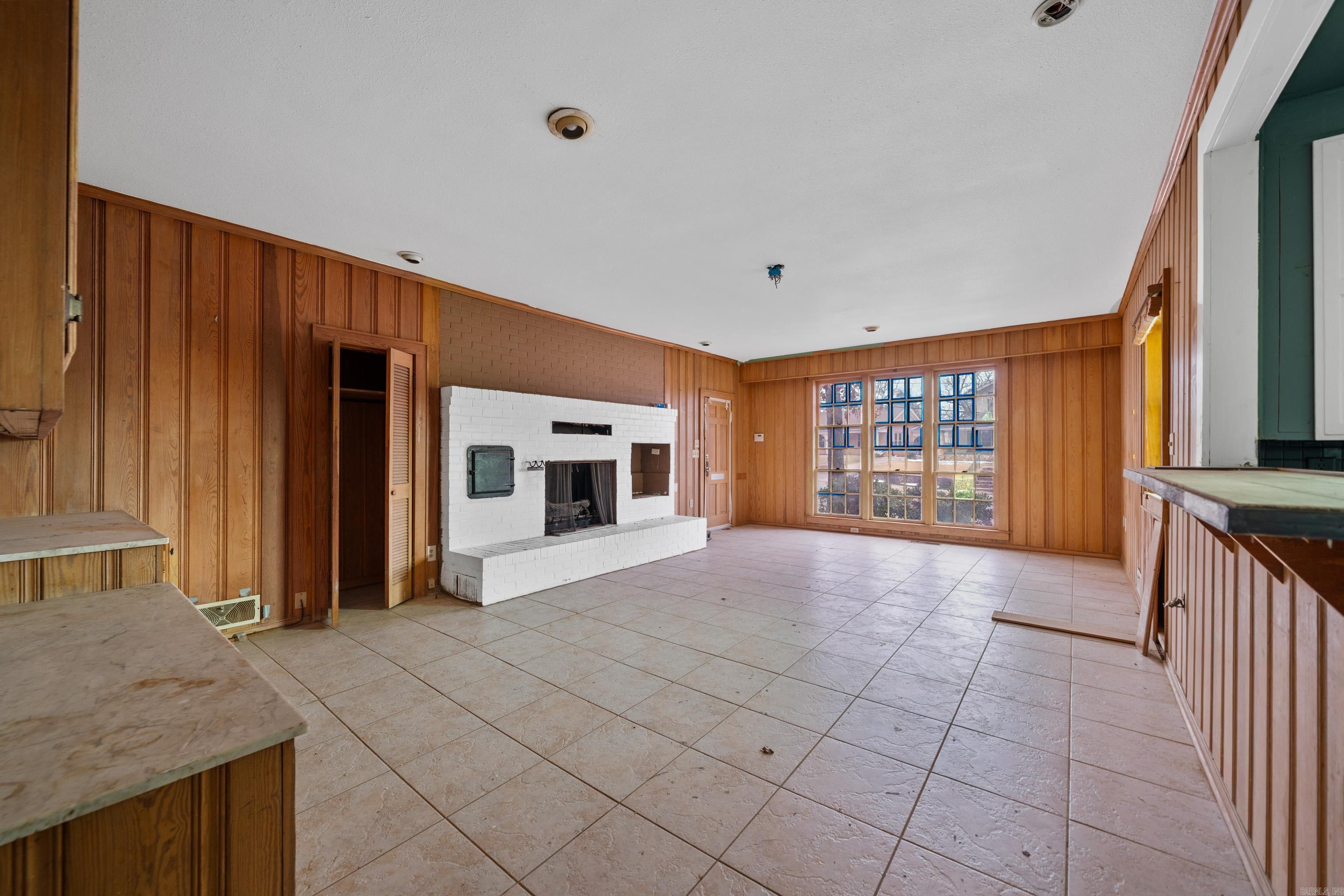 HSR BLK - Residential