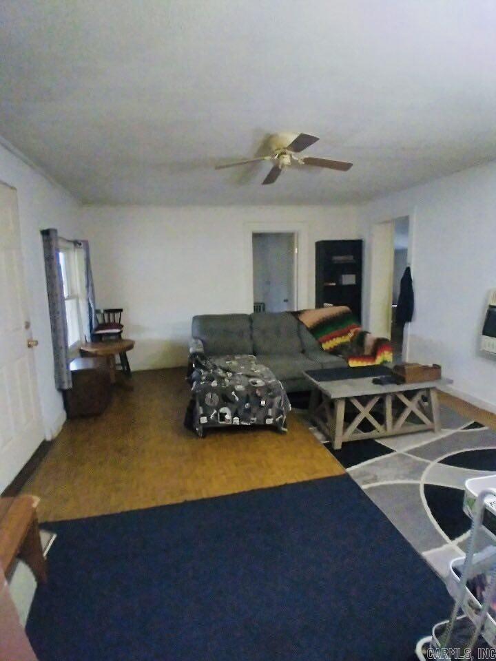 Mena - Residential