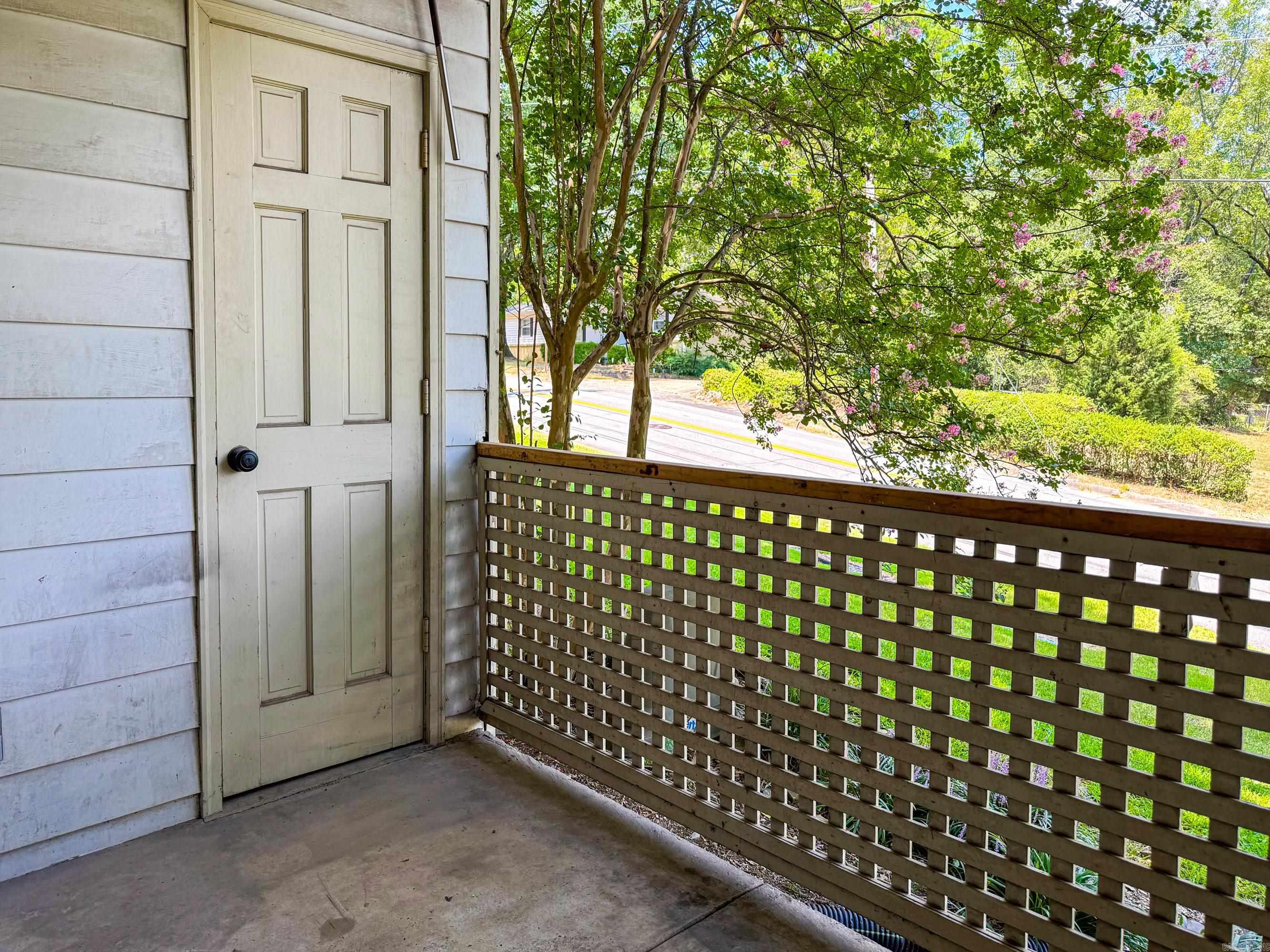 LINDEN COURT CONDO HPR - Residential
