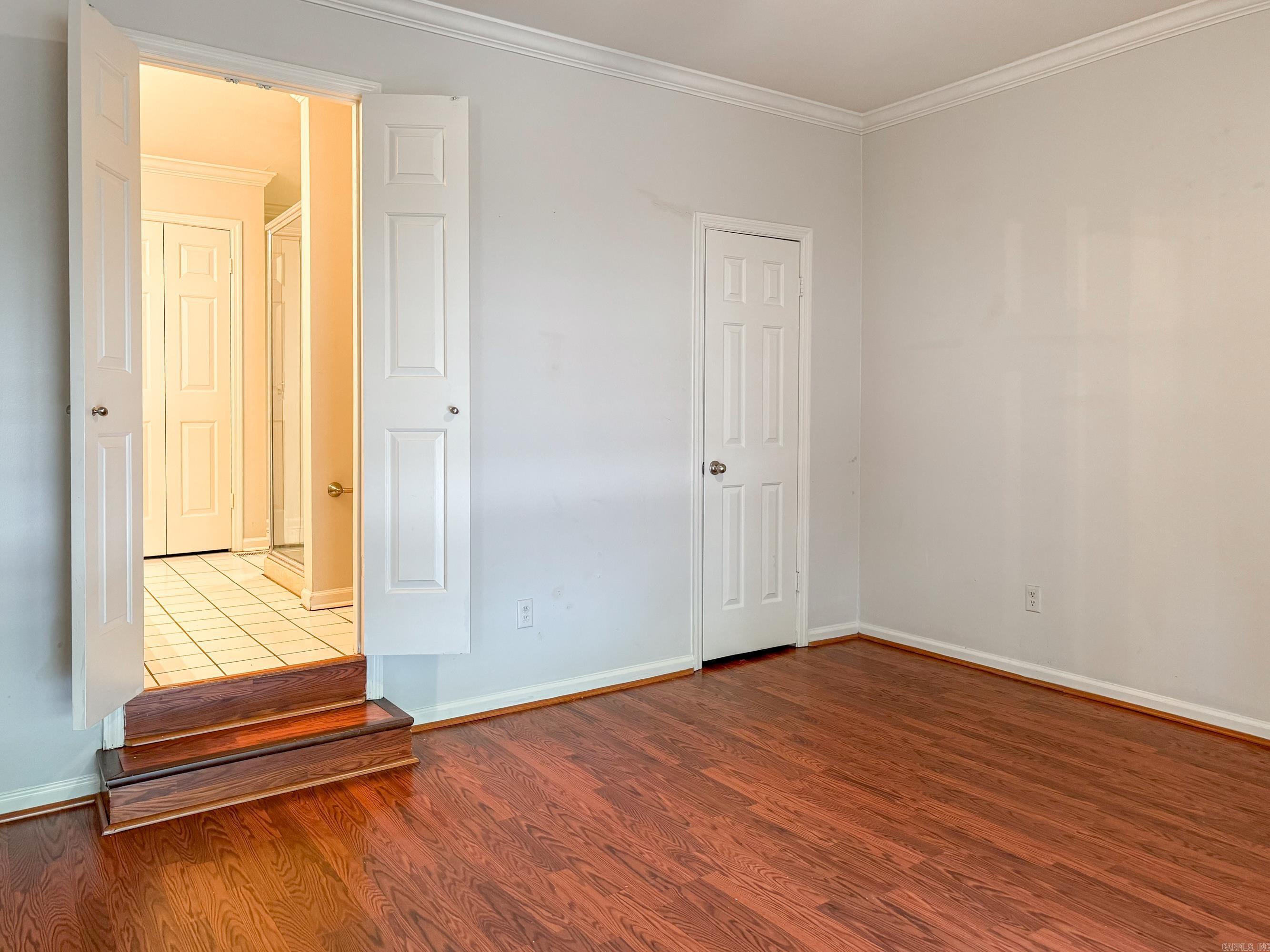 LINDEN COURT CONDO HPR - Residential