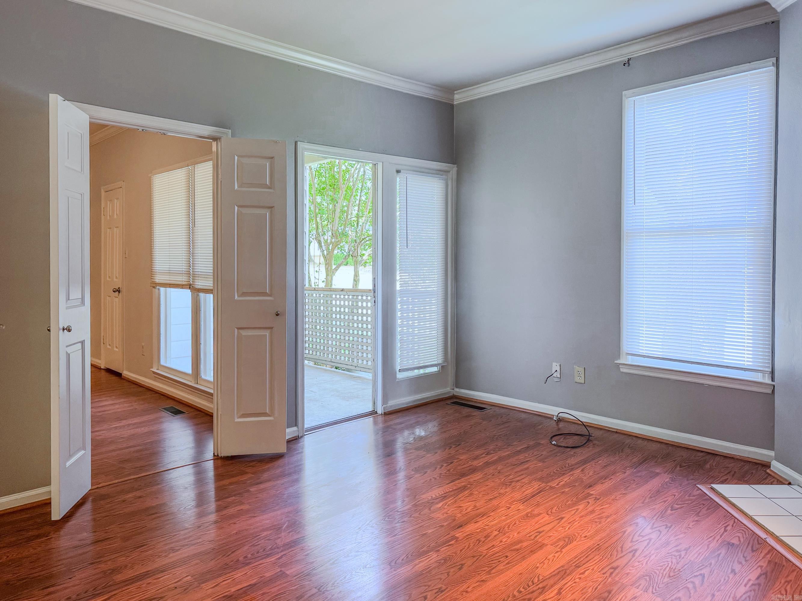 LINDEN COURT CONDO HPR - Residential