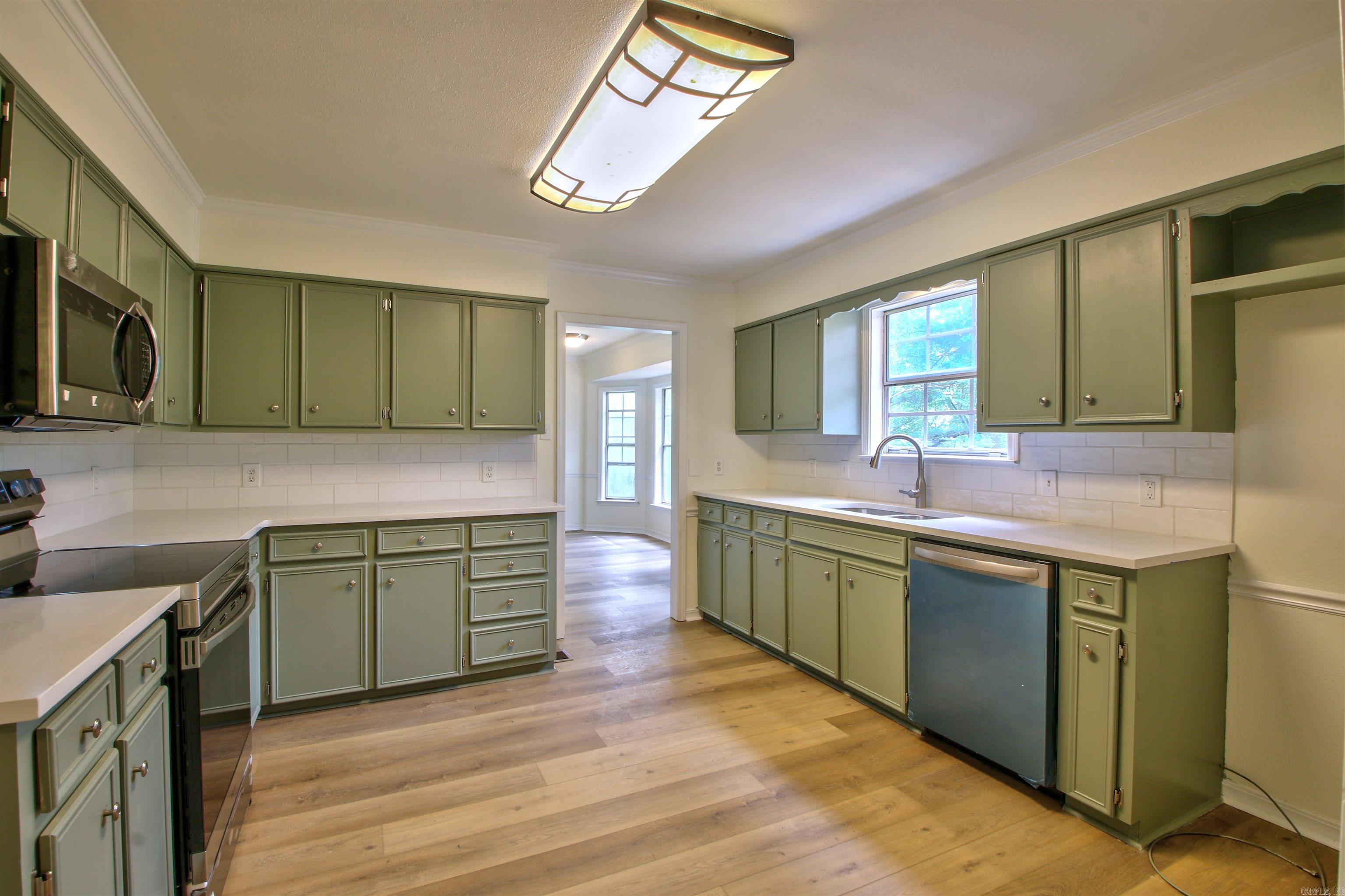 Marlowe Manor - Residential