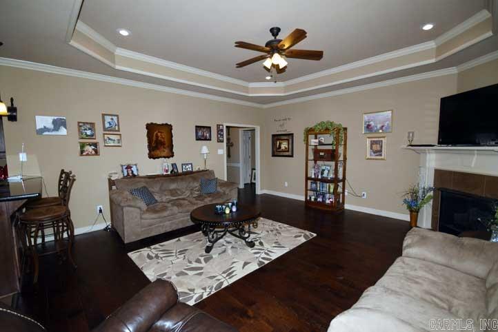 SHADOW CREEK - Residential