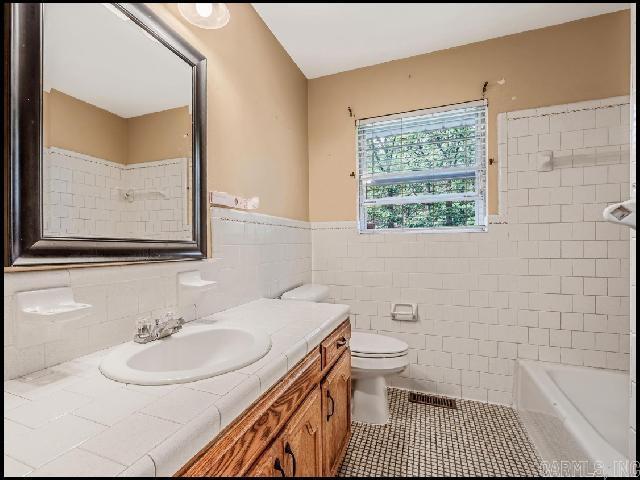 Lakewood - Residential Lease