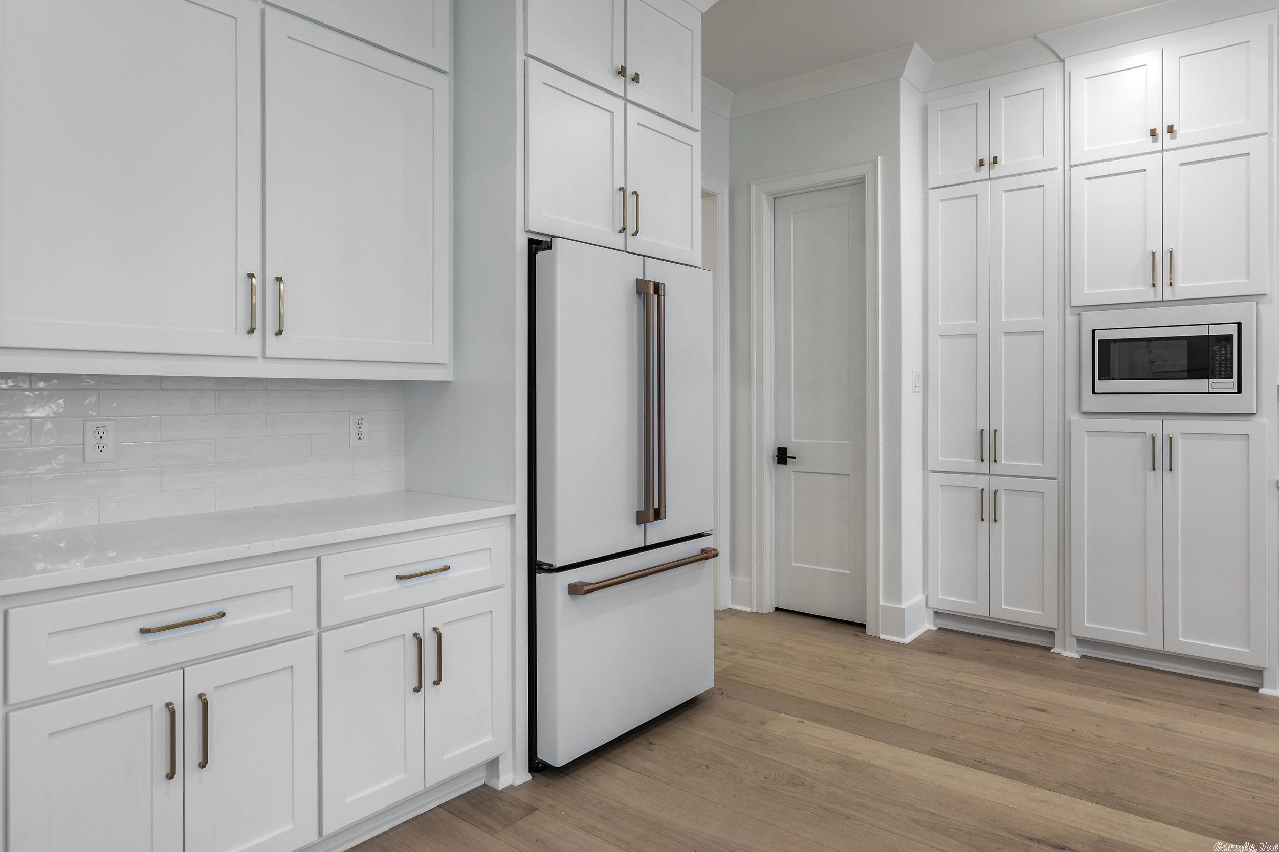 CHENAL VALLEY "FALSTONE COURT" - Residential