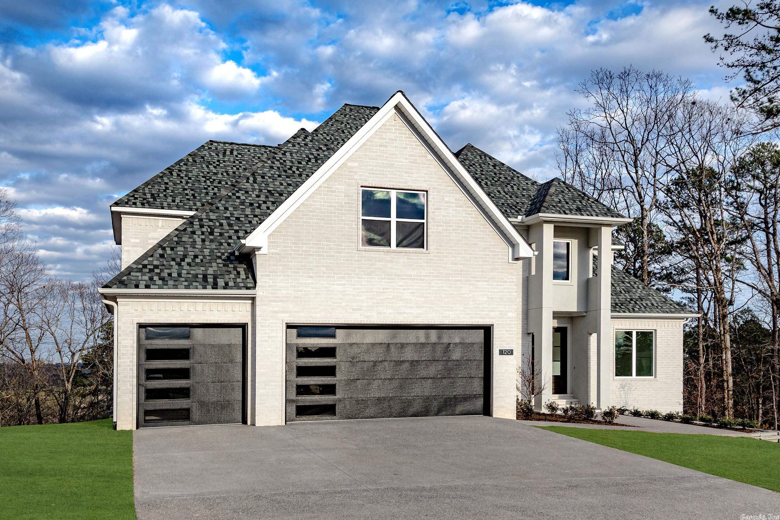 CHENAL VALLEY "FALSTONE COURT" - Residential