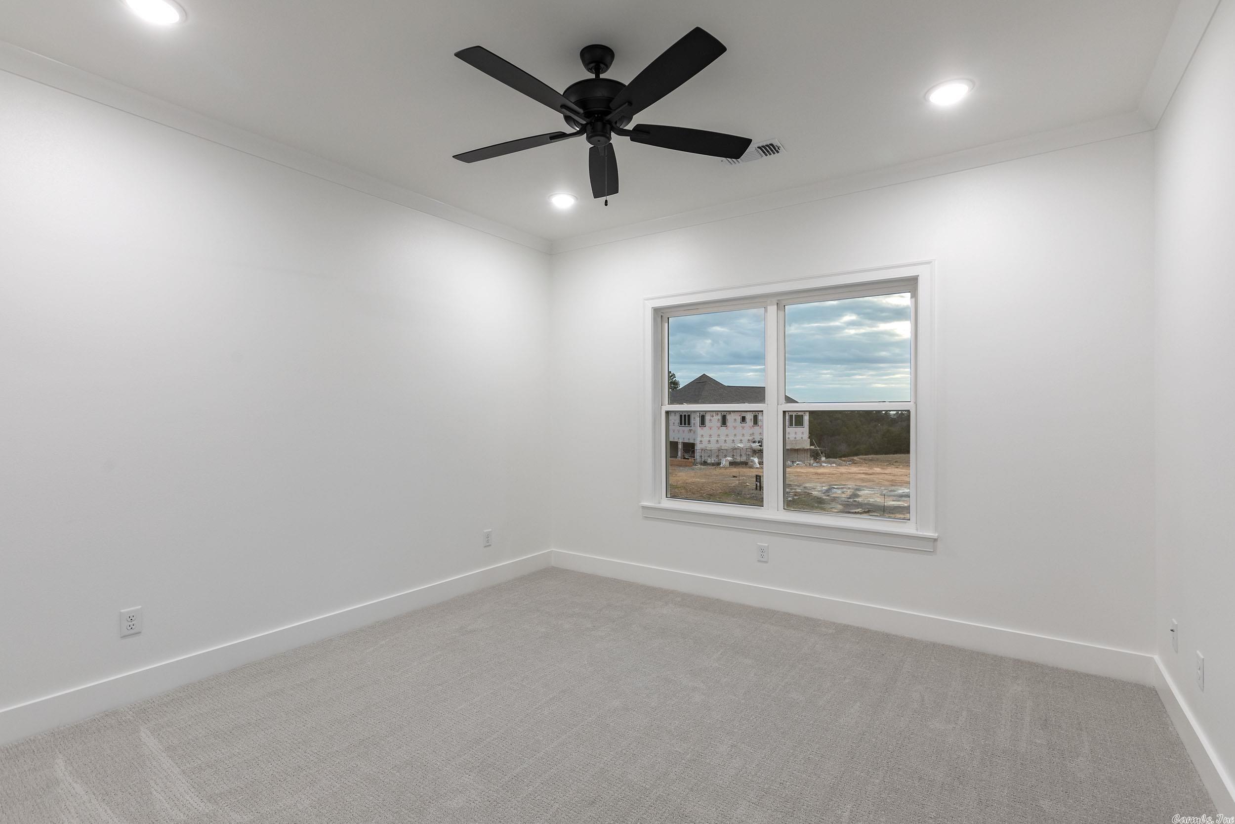 CHENAL VALLEY "FALSTONE COURT" - Residential