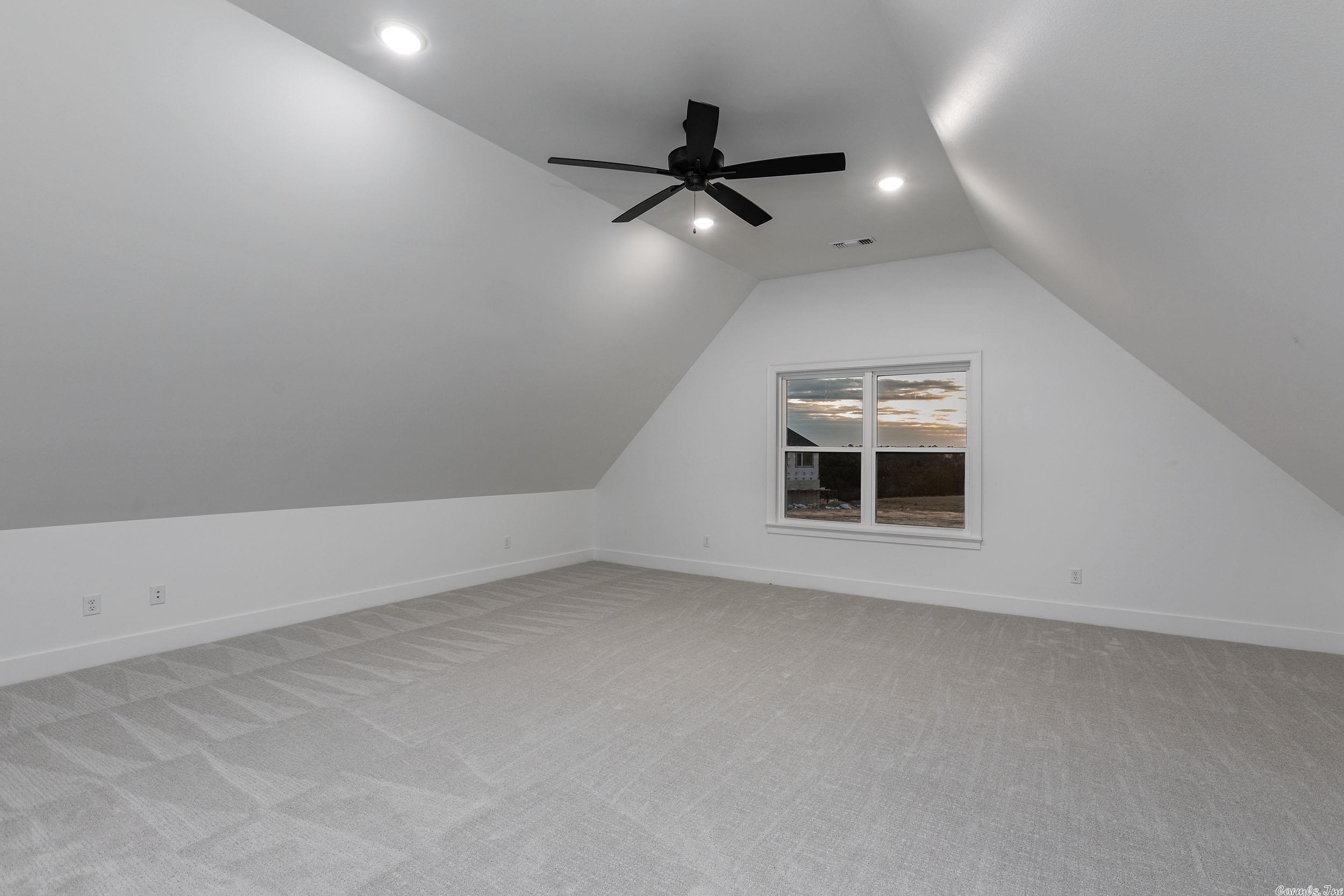 CHENAL VALLEY "FALSTONE COURT" - Residential