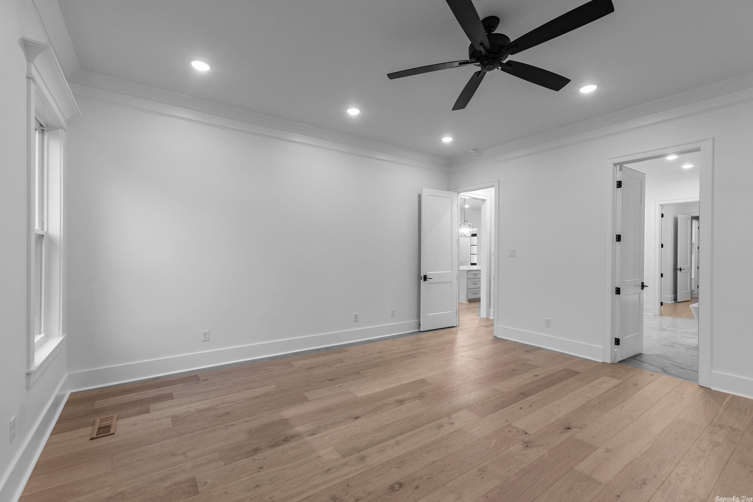 CHENAL VALLEY "FALSTONE COURT" - Residential