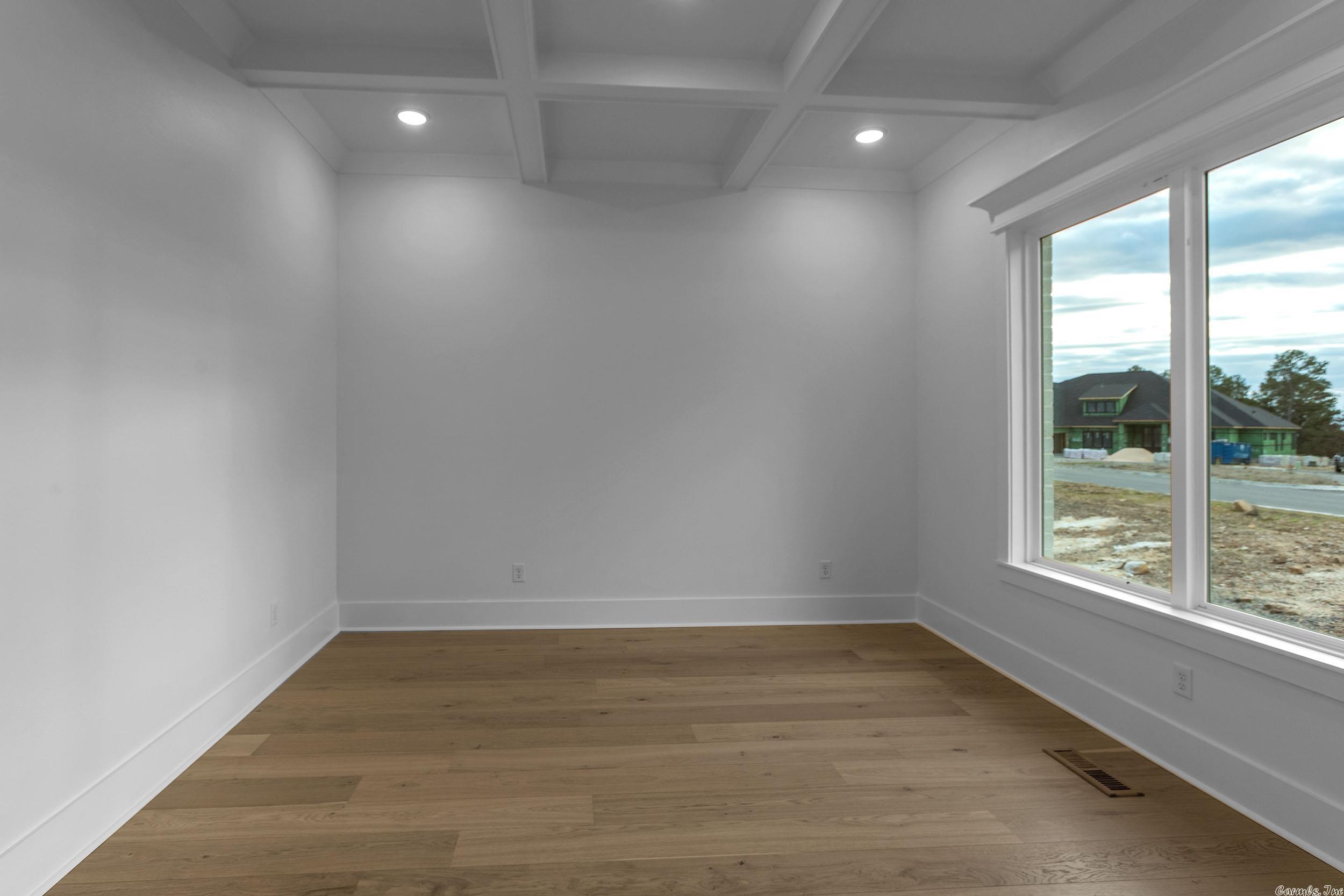 CHENAL VALLEY "FALSTONE COURT" - Residential