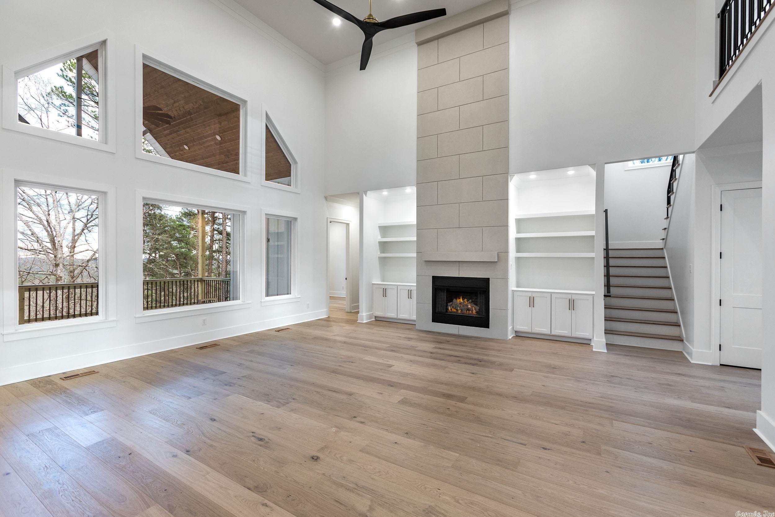 CHENAL VALLEY "FALSTONE COURT" - Residential