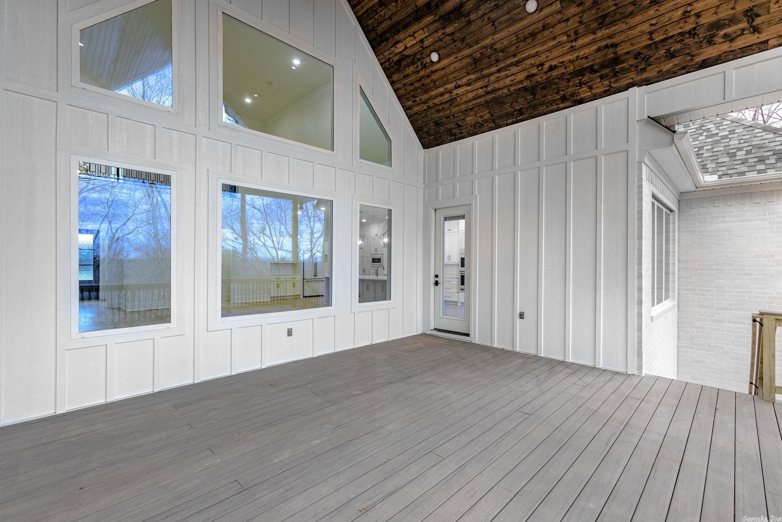 CHENAL VALLEY "FALSTONE COURT" - Residential
