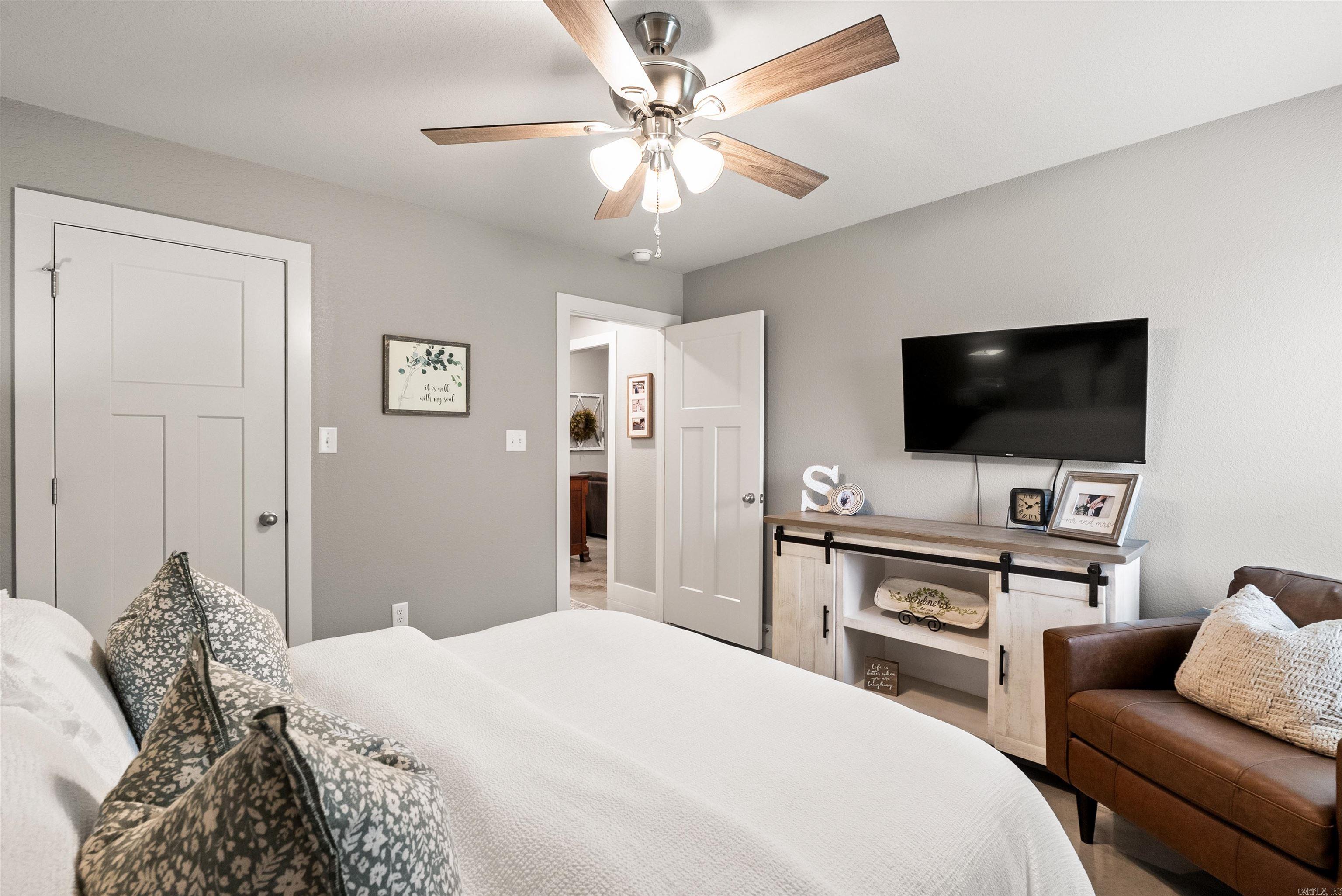 Mullins Place - Residential