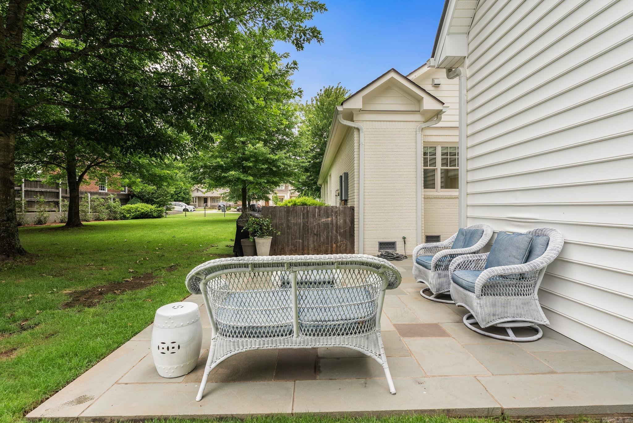 NEWTONS - Residential