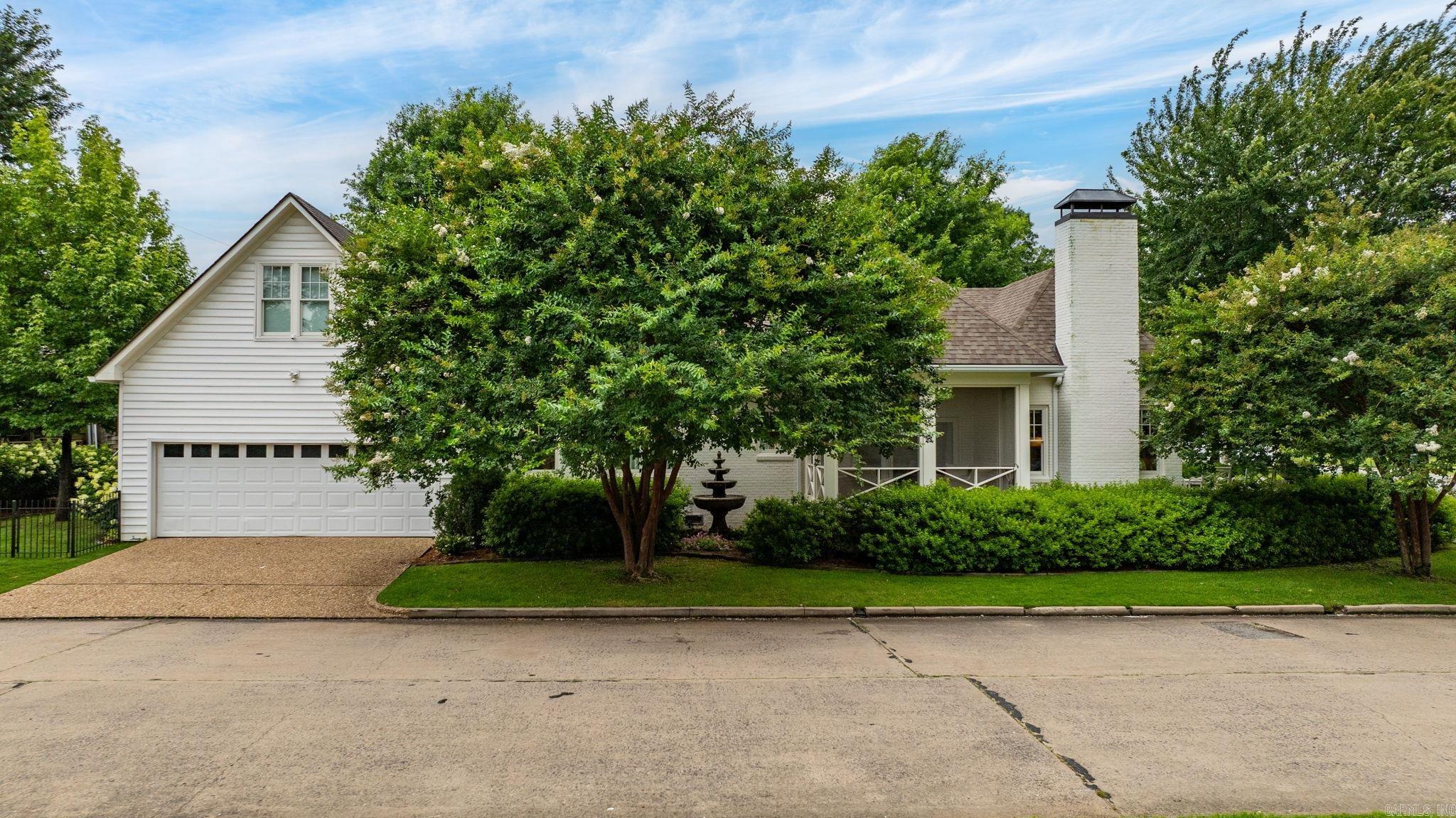 NEWTONS - Residential