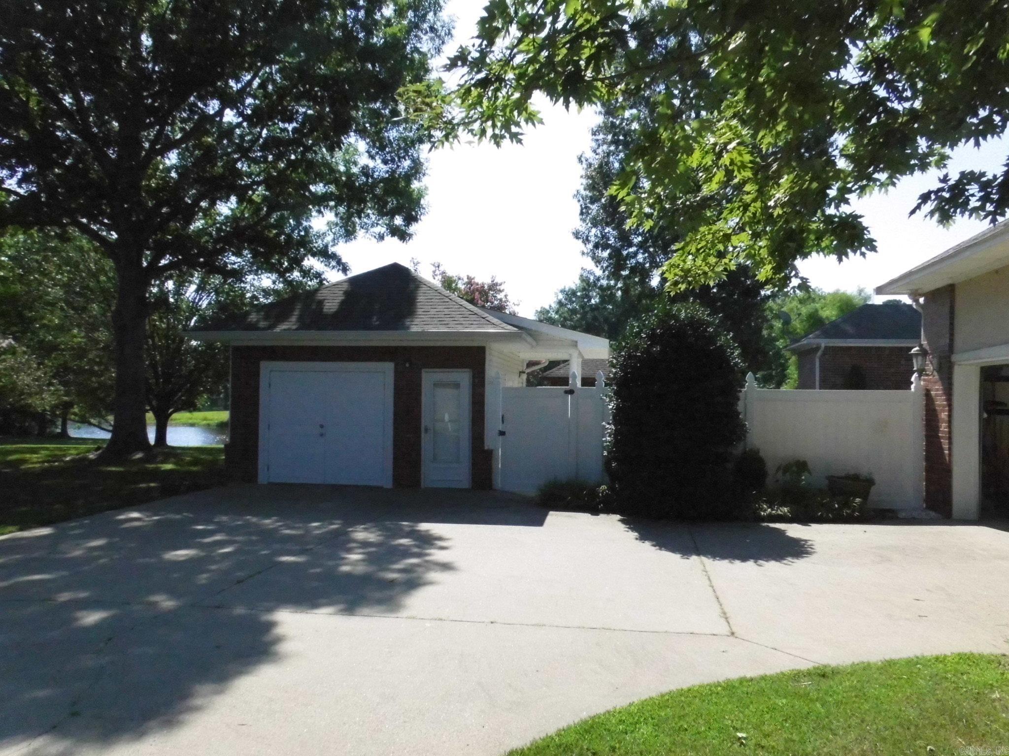 Maple Creek-Orchard Lake - Residential