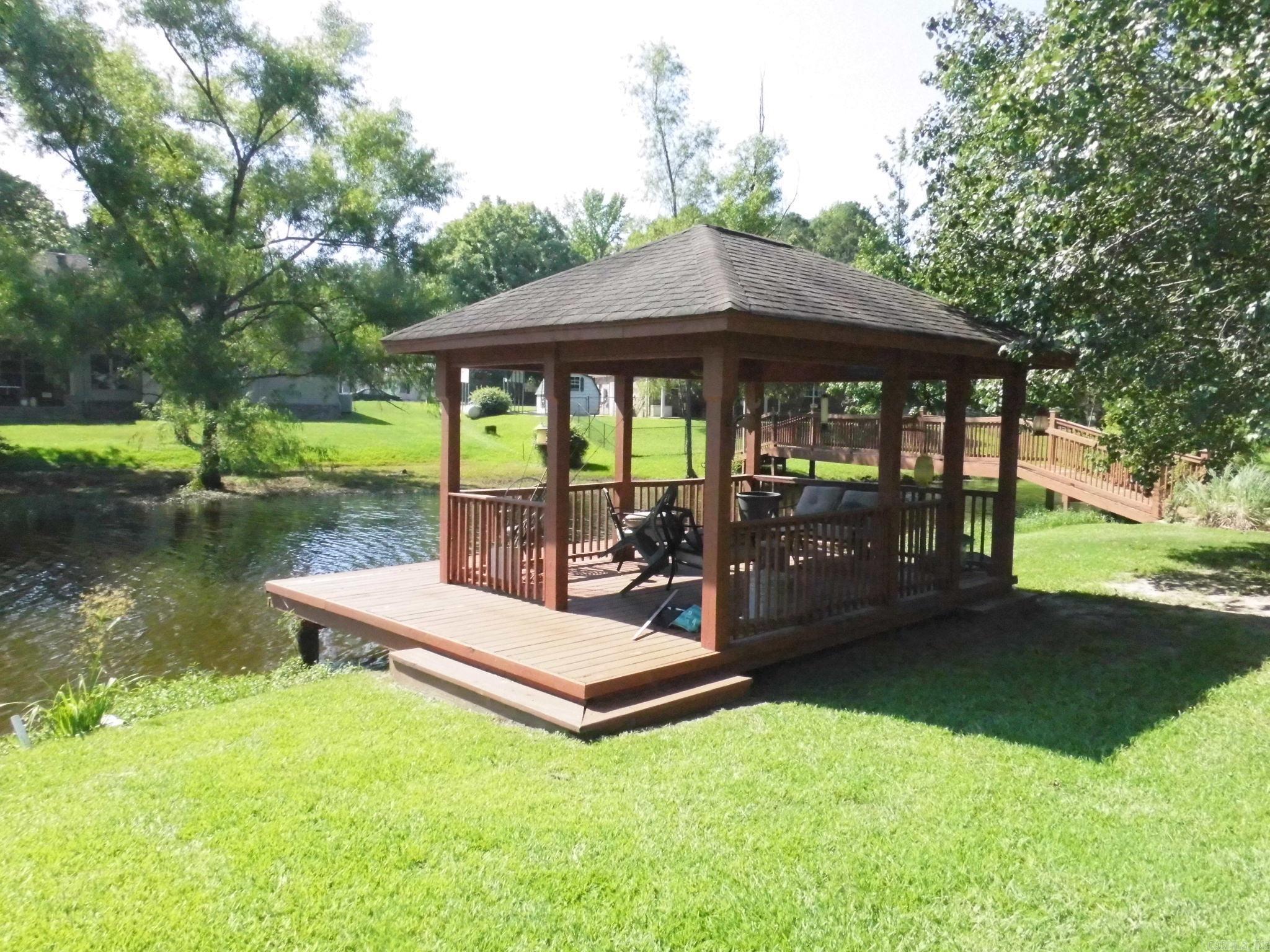 Maple Creek-Orchard Lake - Residential
