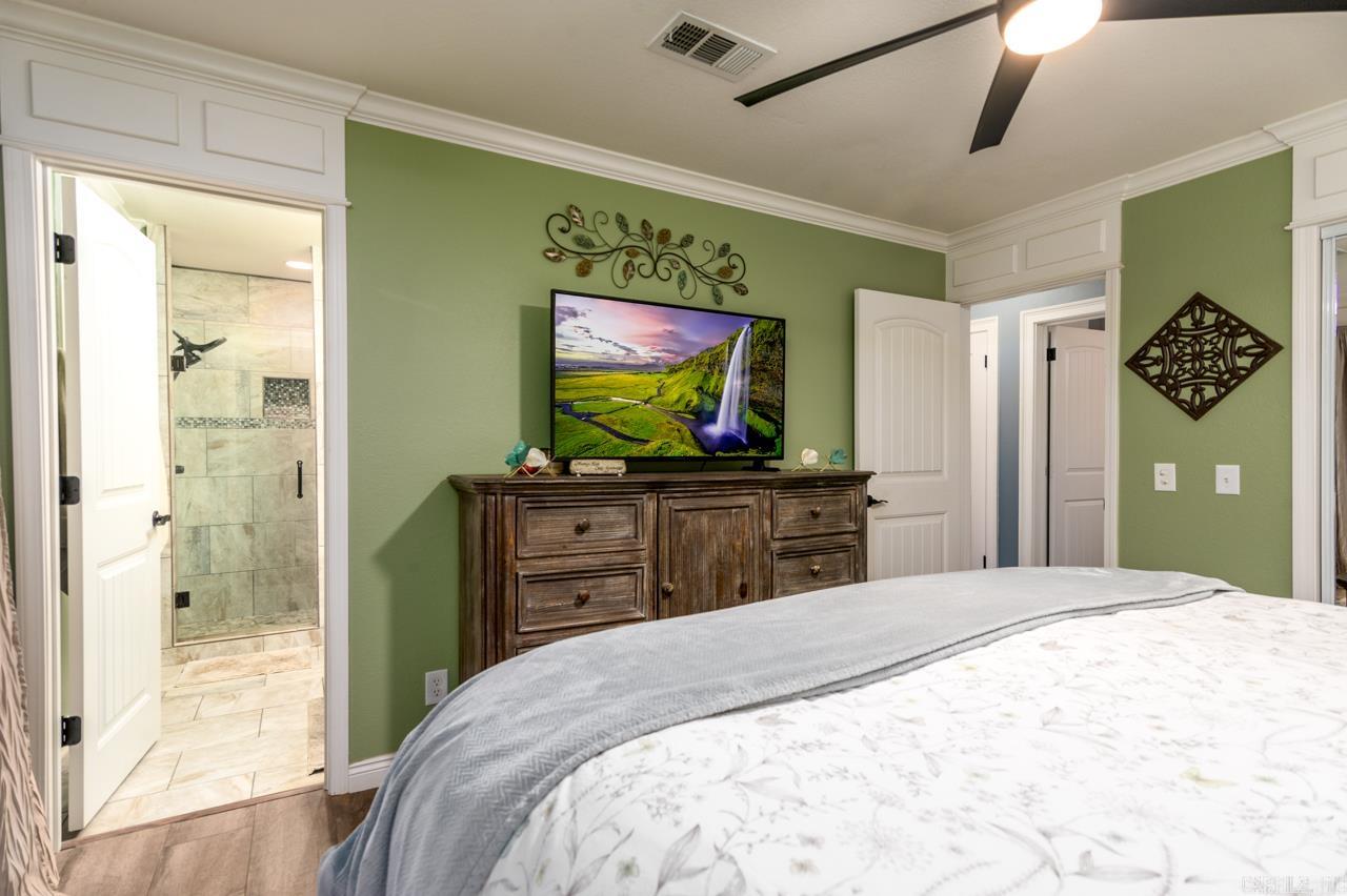 ROMANCE ACRES - Residential