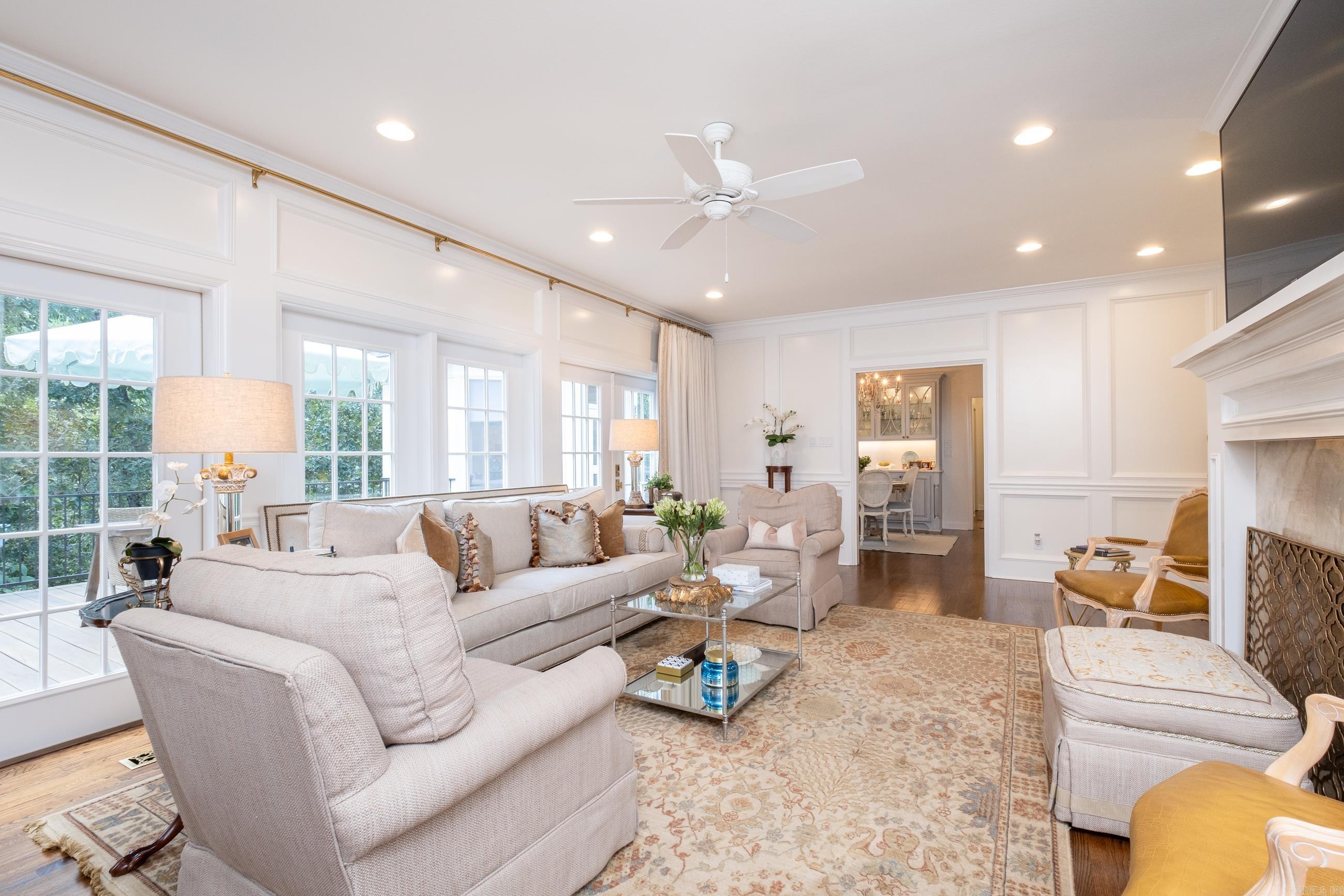 EAST PALISADES - Residential