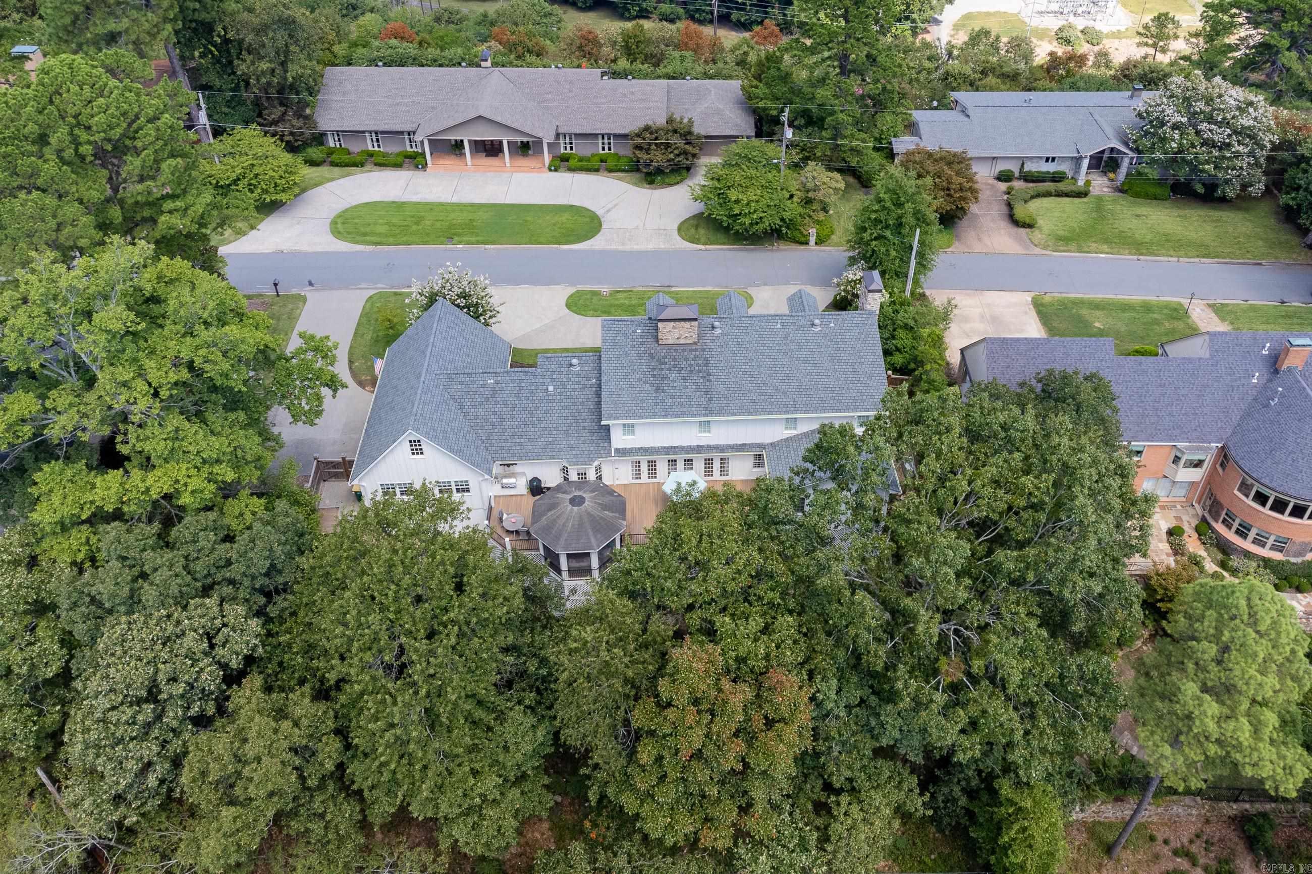 EAST PALISADES - Residential