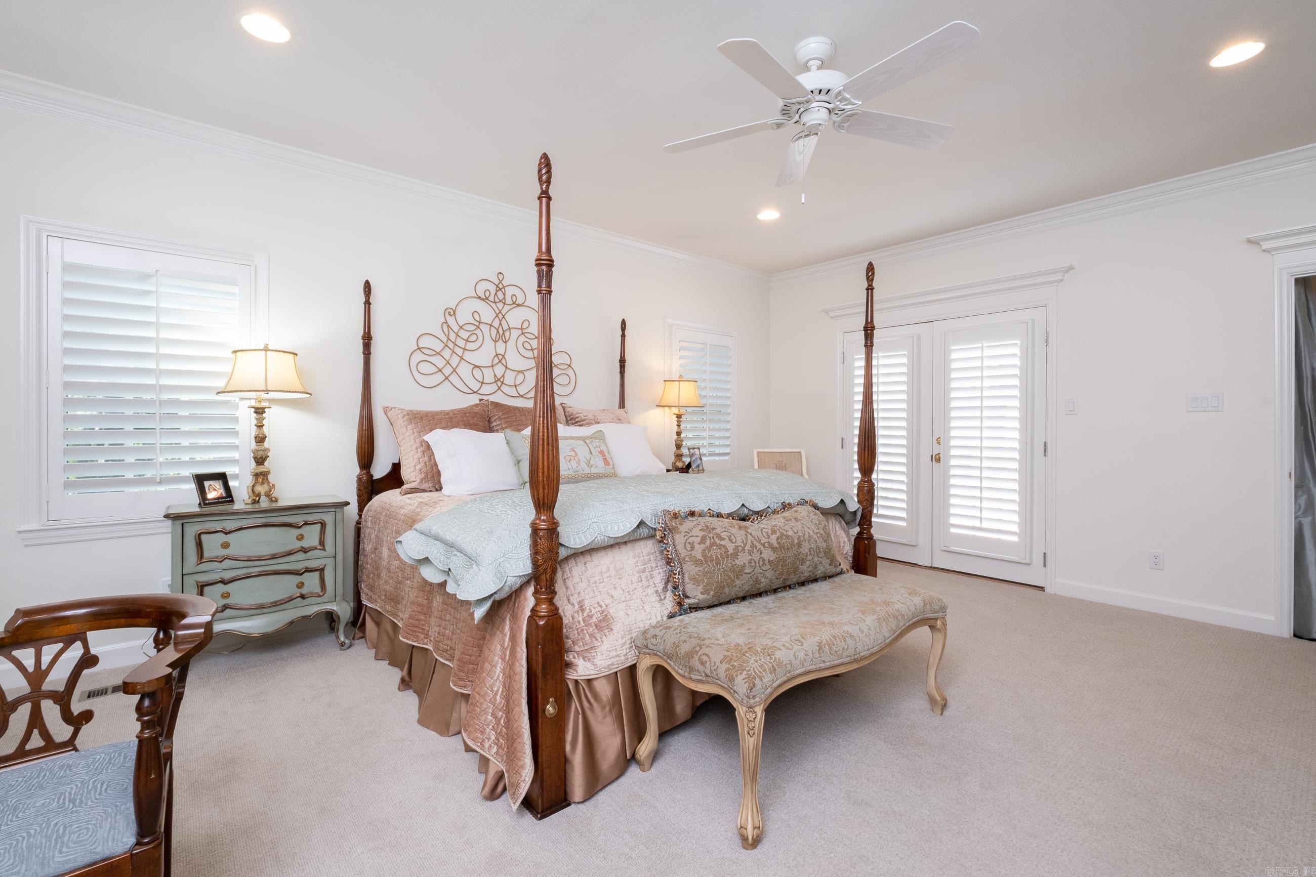 EAST PALISADES - Residential