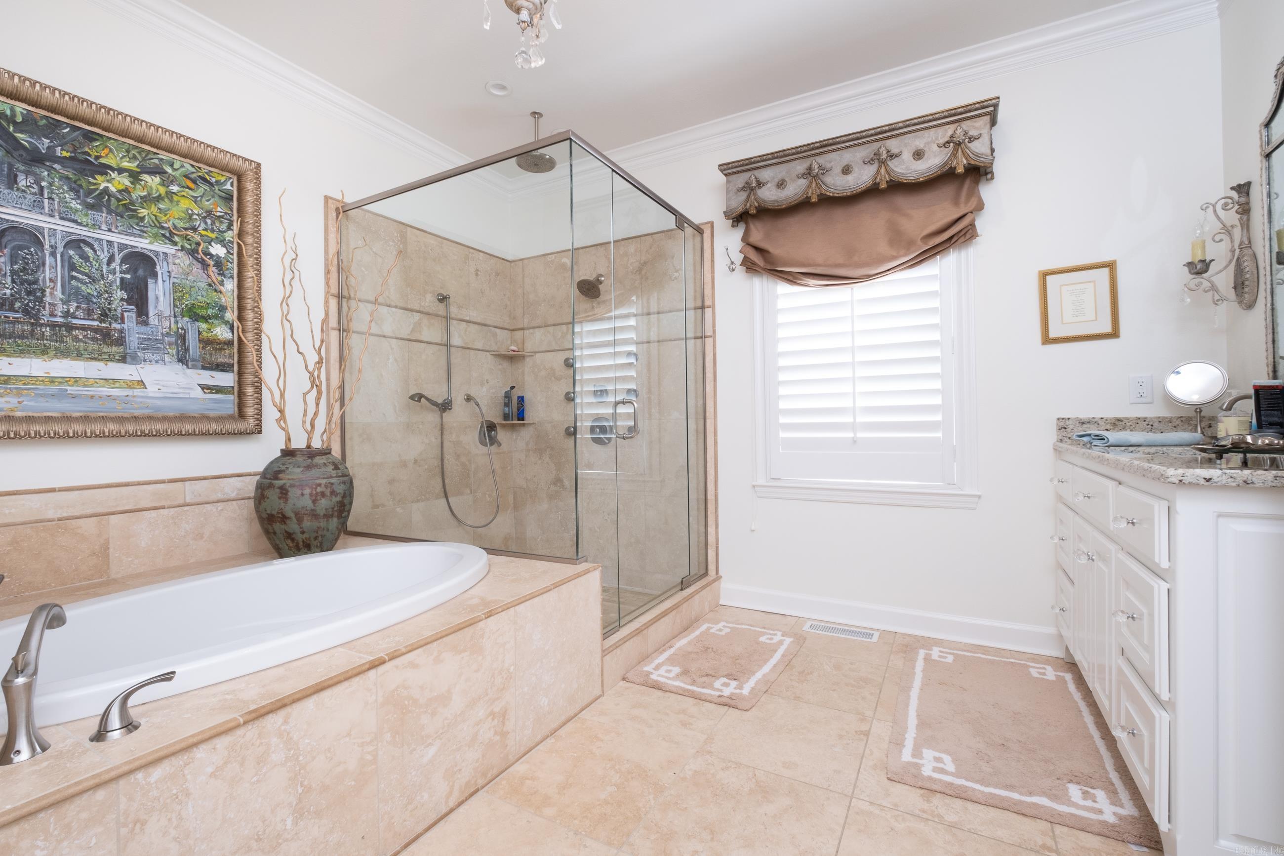 EAST PALISADES - Residential