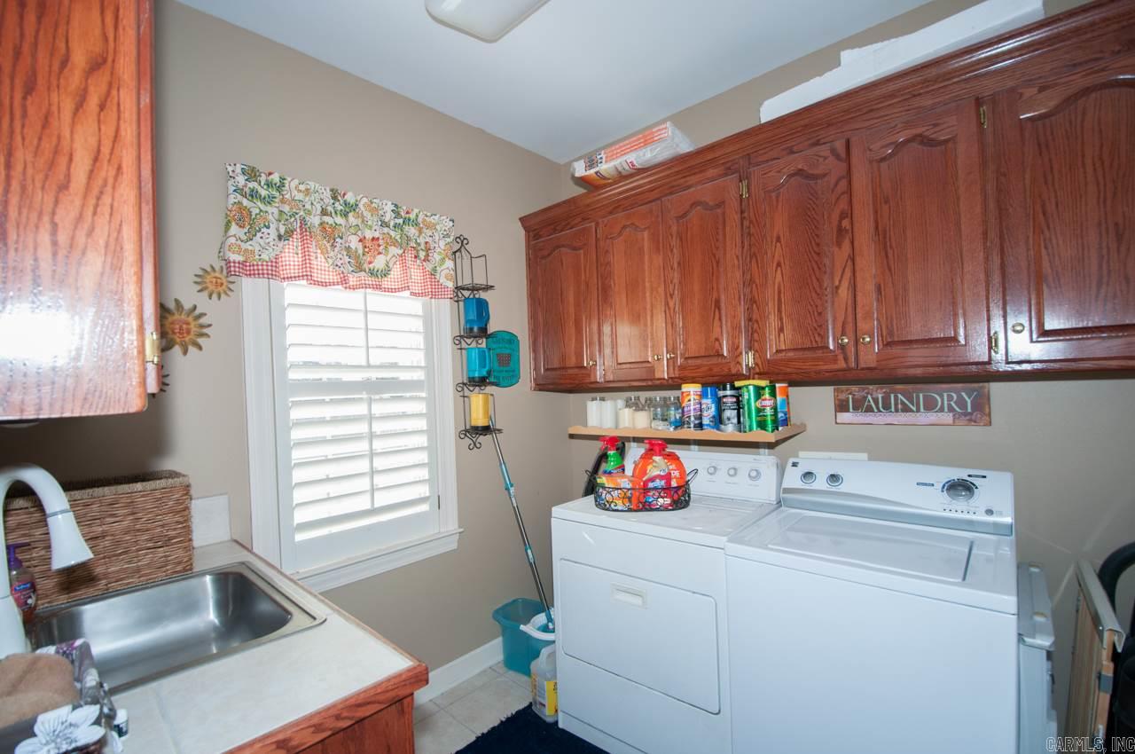 COUNTRY CLUB OF ARK THE - Residential