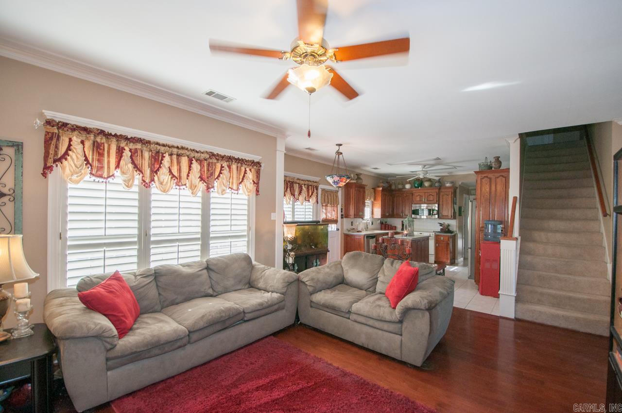 COUNTRY CLUB OF ARK THE - Residential