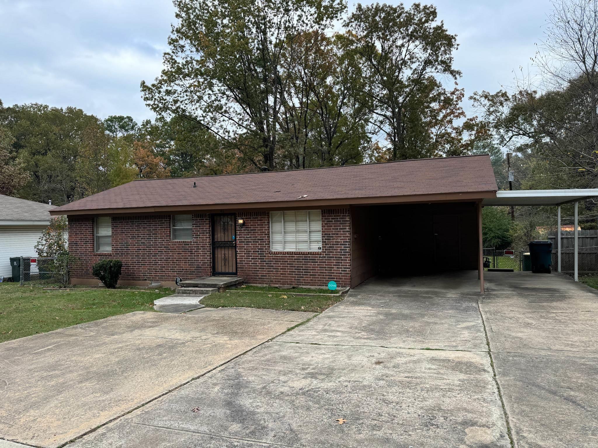 WAKEFIELD VILLAGE - Residential