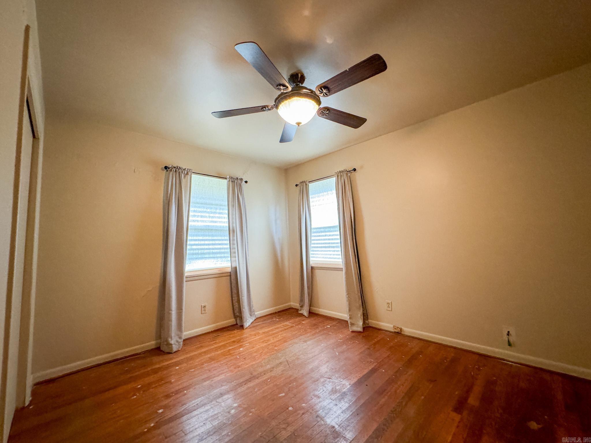 WAKEFIELD VILLAGE - Residential