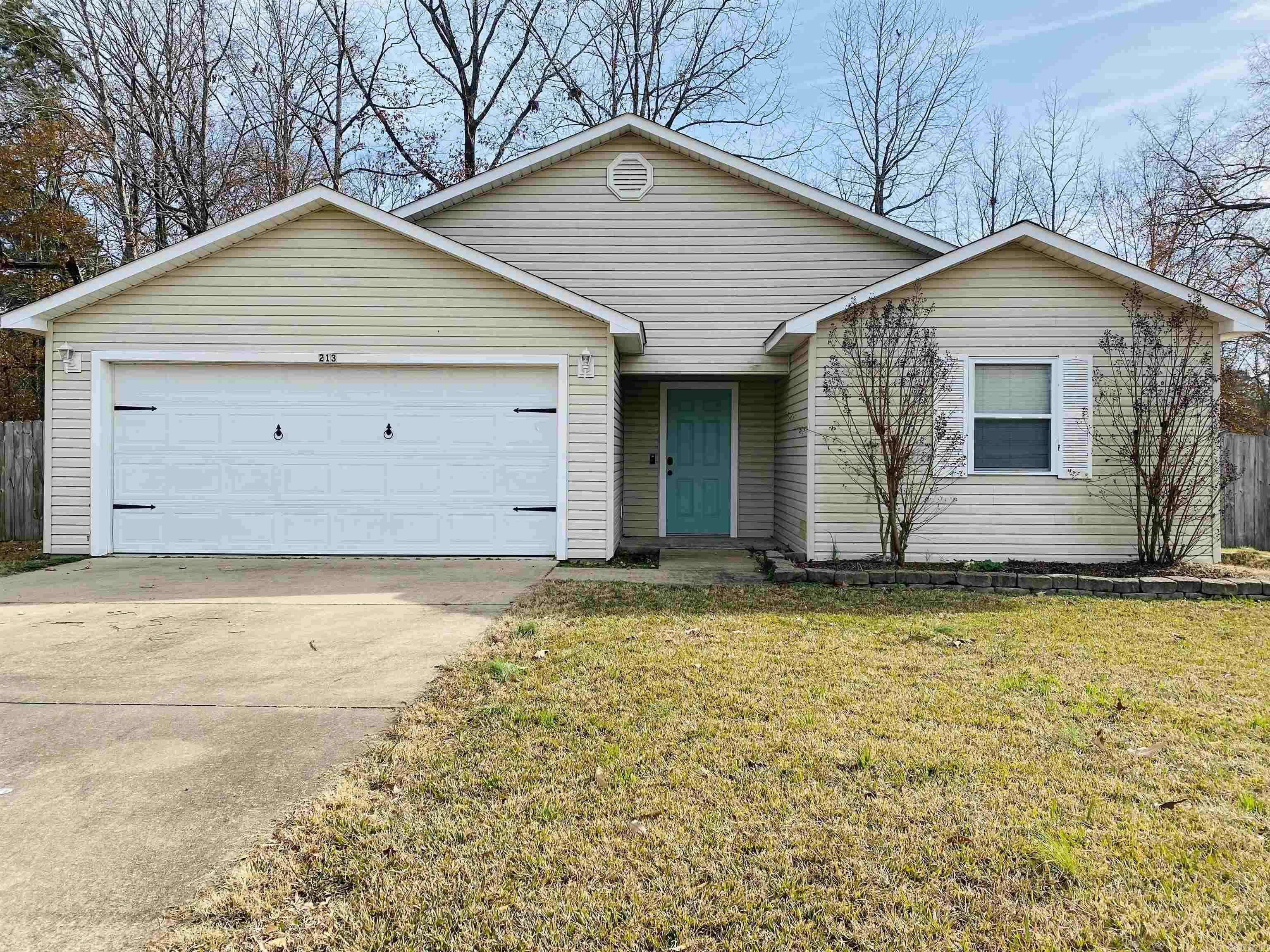 Lovely 3 bed/2 bath home in Harmony Grove School District and only minutes from the school. This property features: fresh interior paint, no carpet, all wood laminate and tile floors, vaulted ceiling in great room and tray ceiling in the master bedroom, which also has a huge walk-in closet. Large living room and kitchen, plus the separate laundry room is conveniently located right off the 2 car garage entrance. Easy to show, *Agents, please see Confidential remarks for important, additional information.